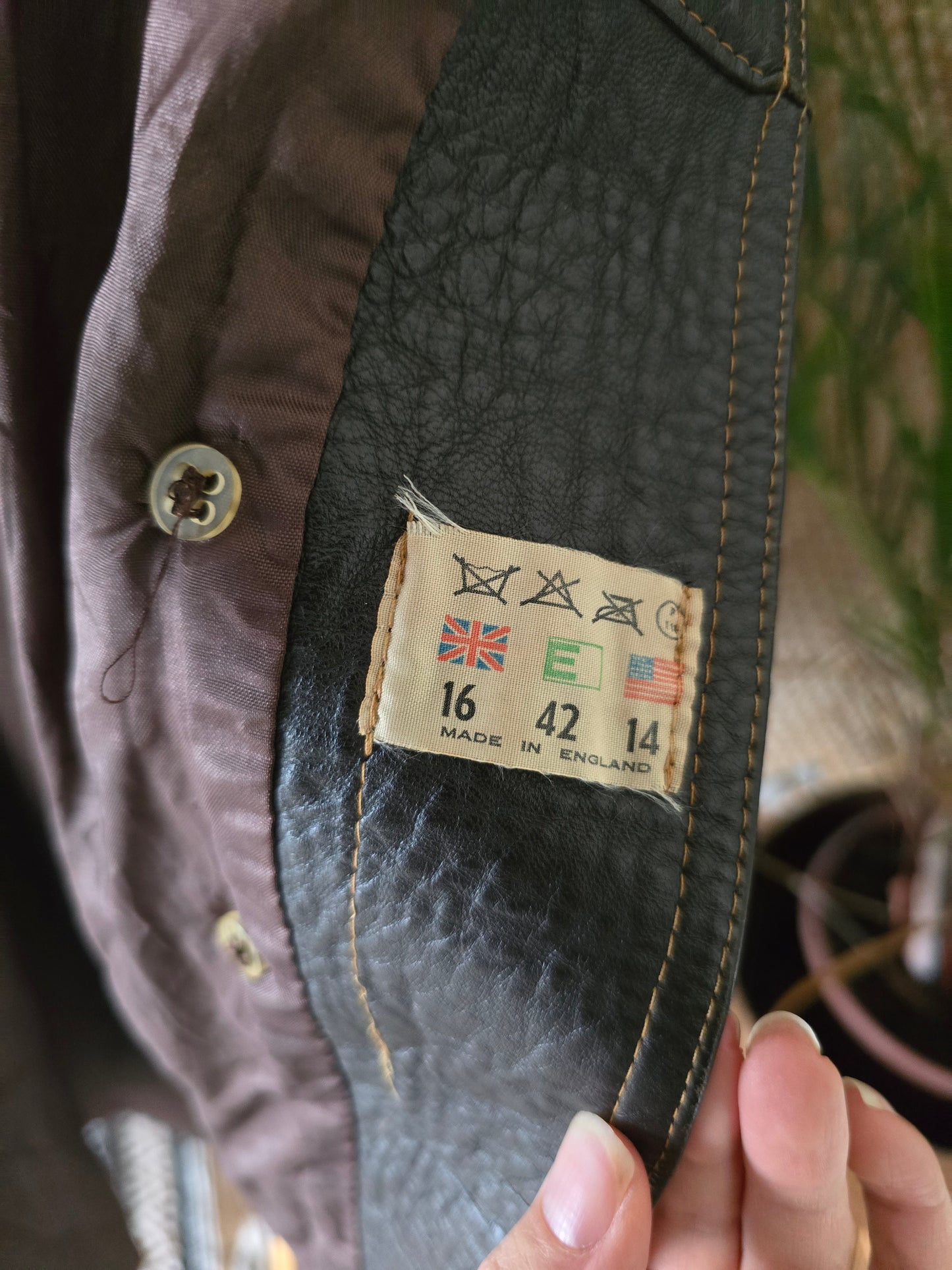 Vintage sheepskin collar leather coat