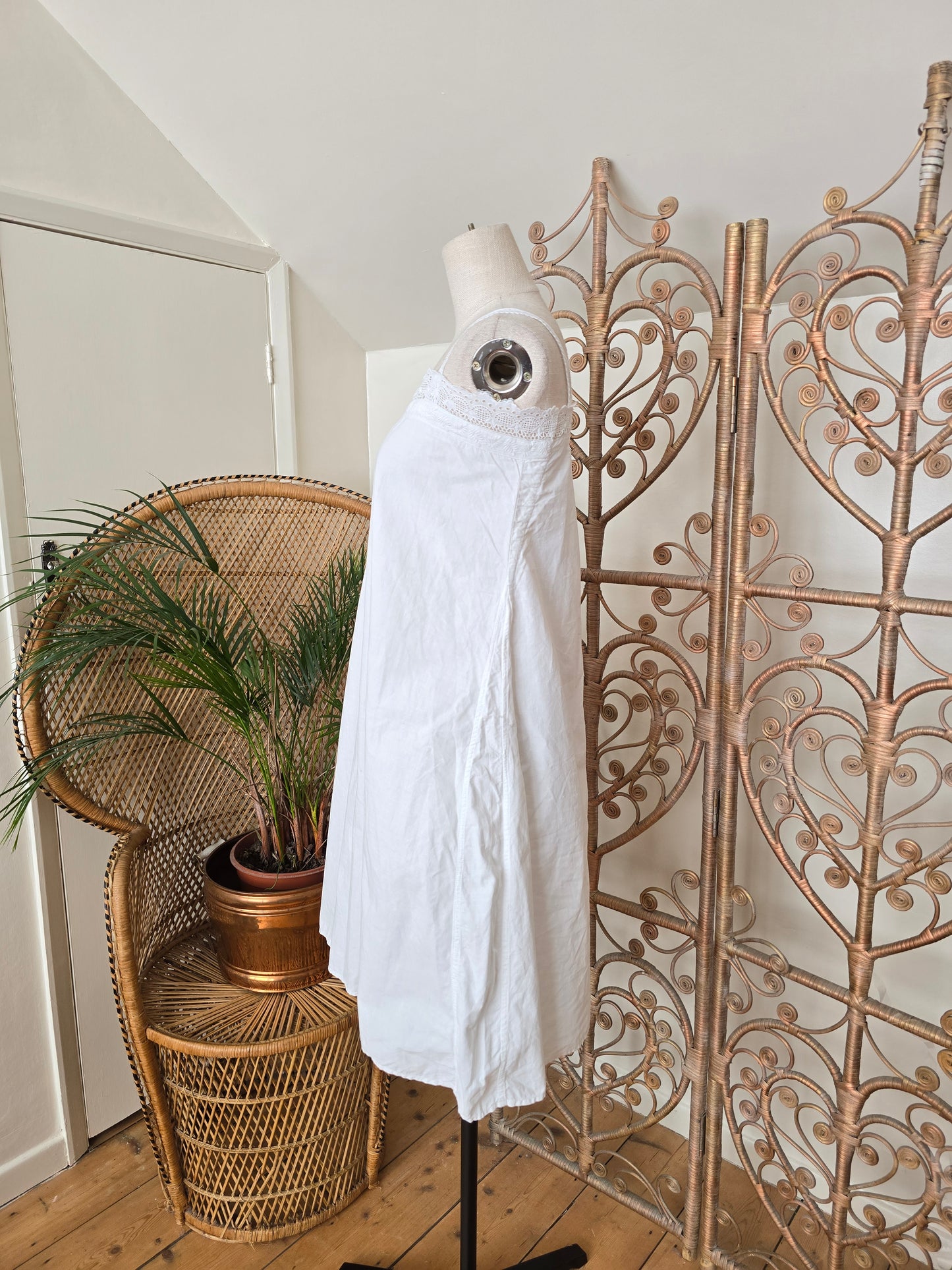 Antique cotton slip
