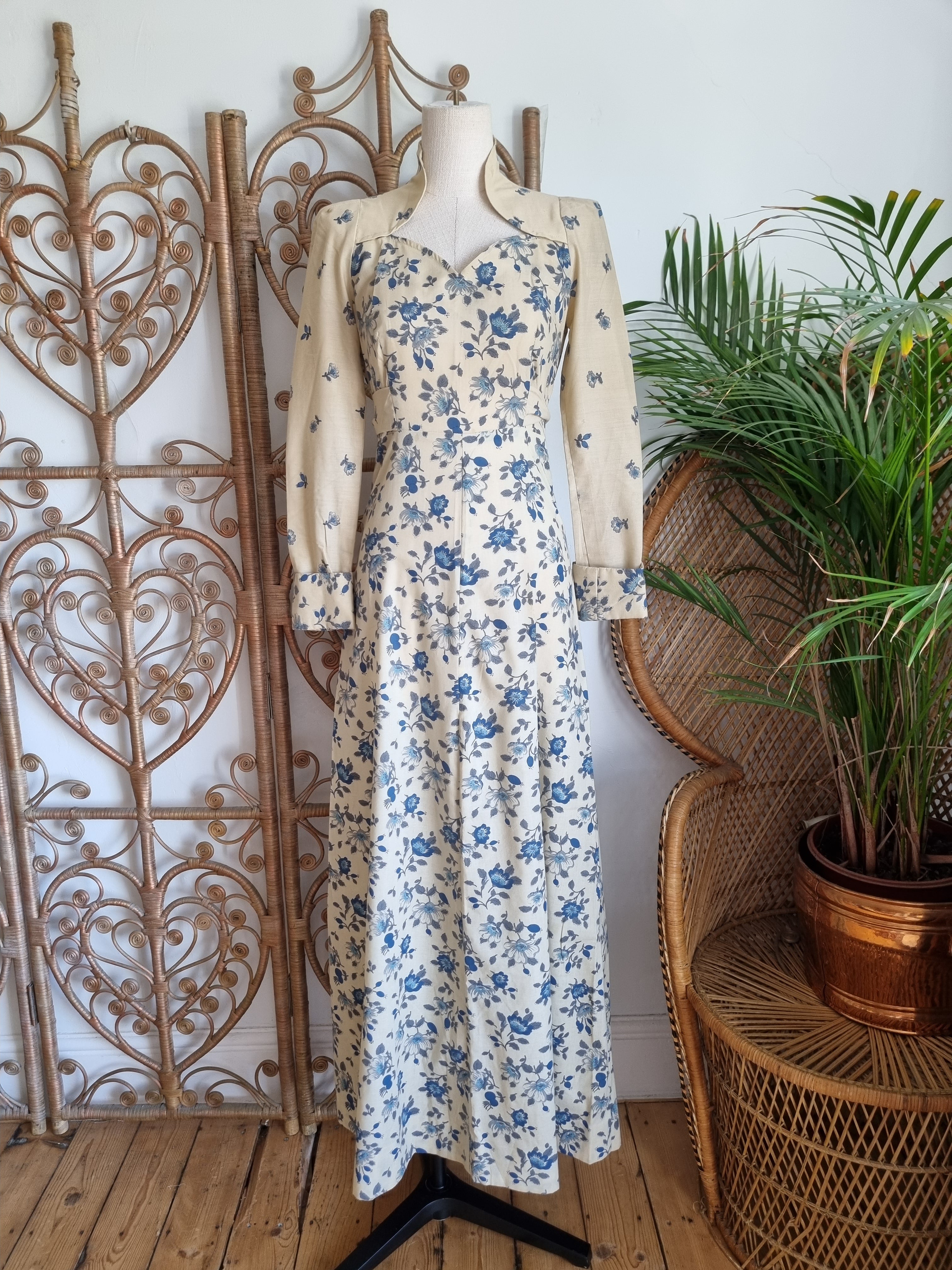 Maxi dress outlet 70s