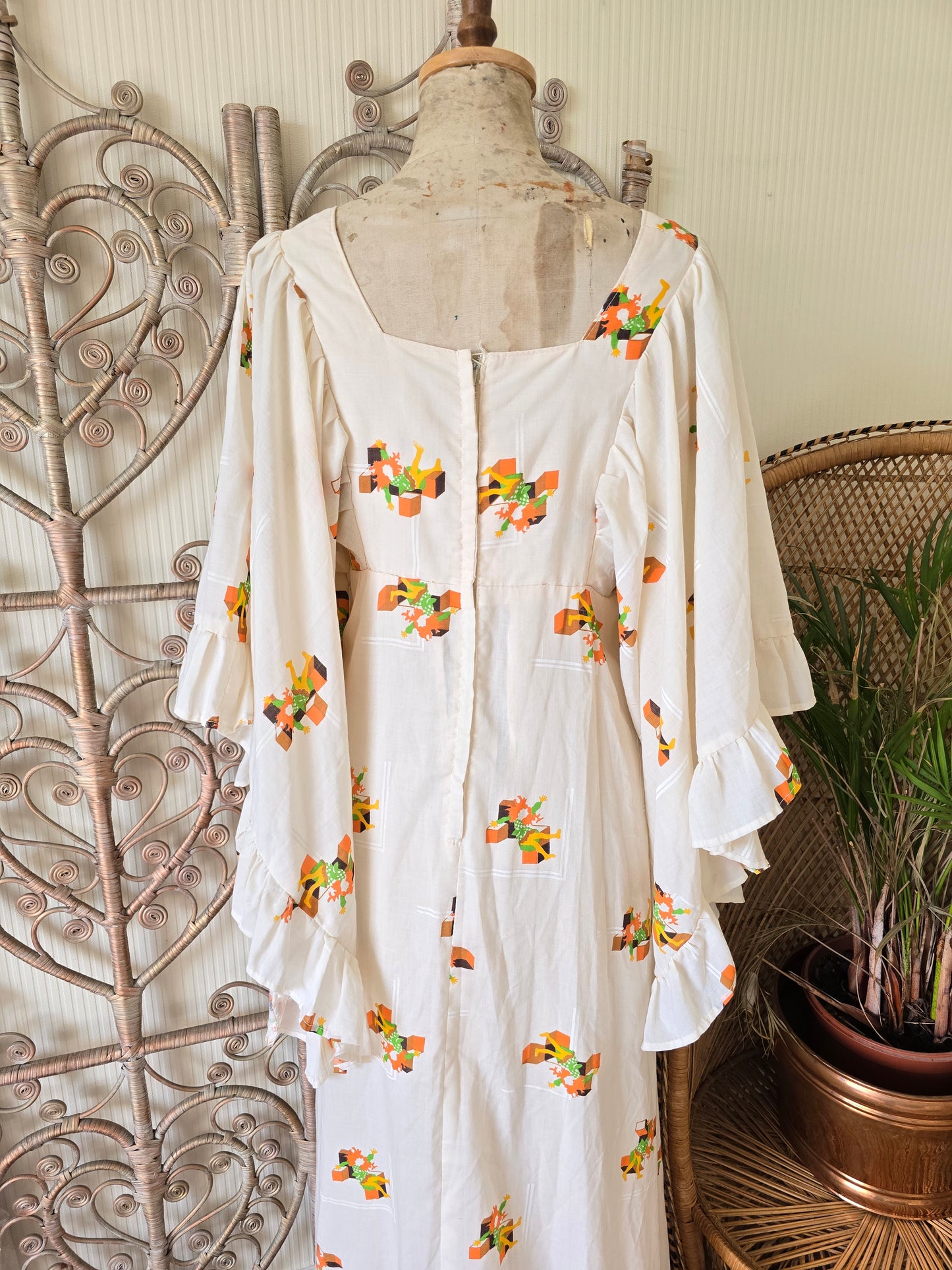 Vintage rag-doll angel sleeves dress