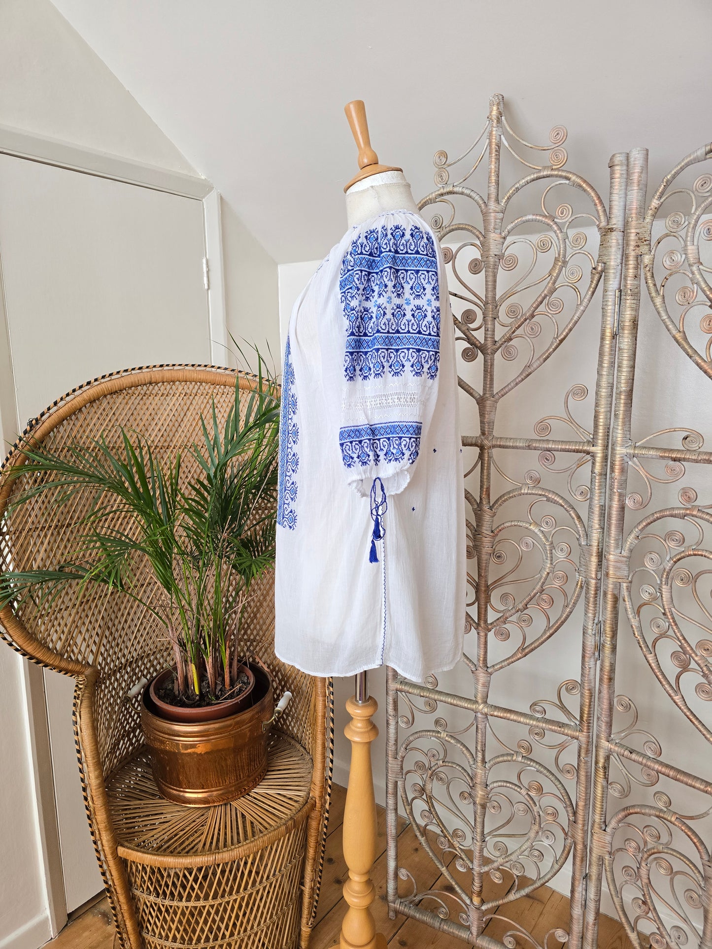 Vintage embroidered cheesecloth tunic blouse