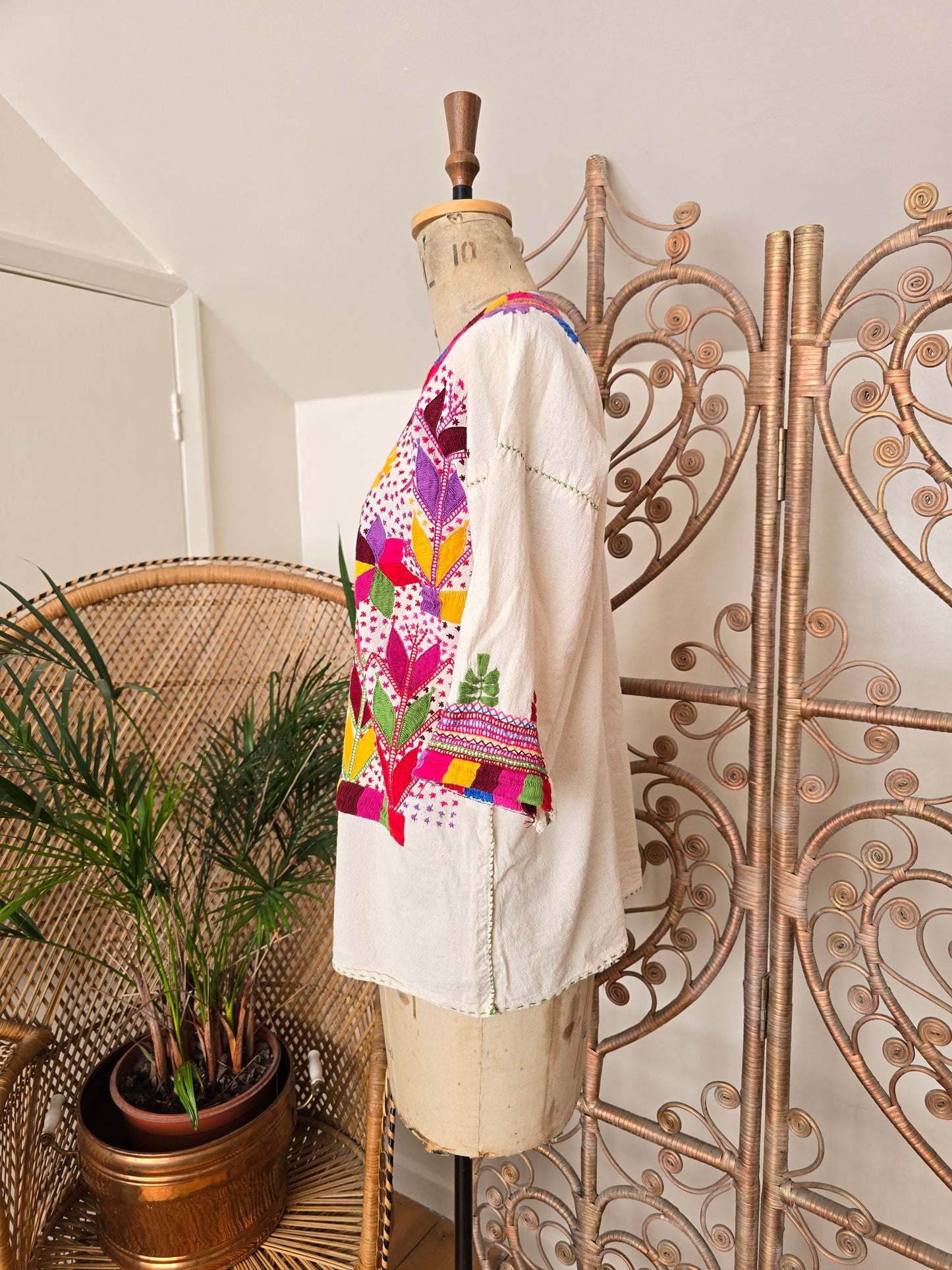 Vintage embroidered kaftan blouse