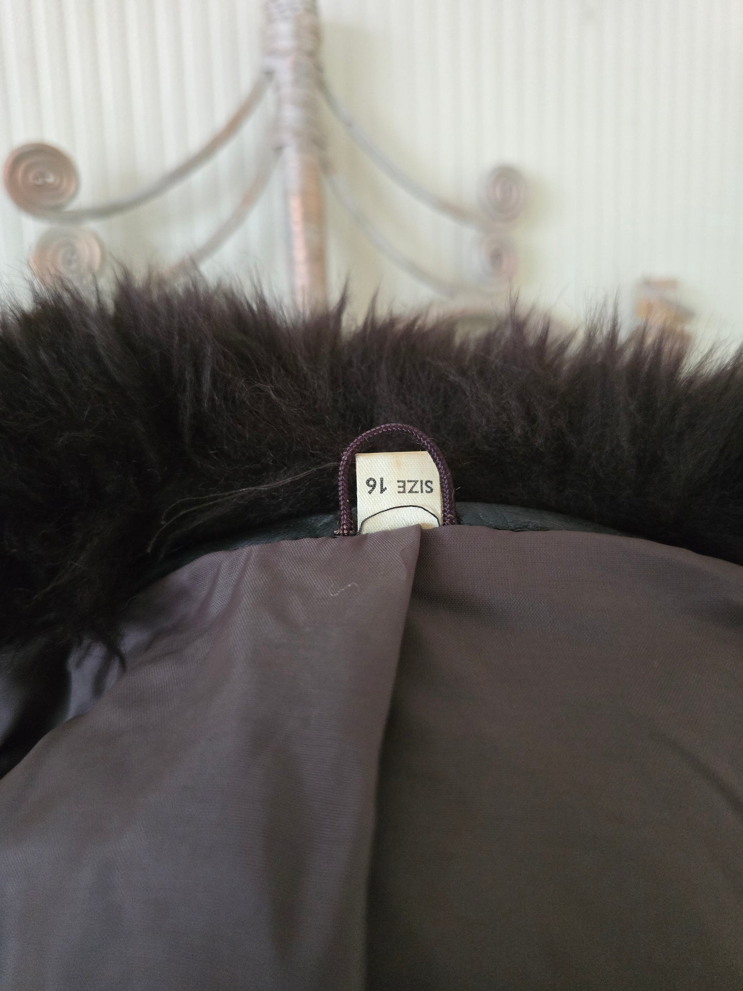 Vintage sheepskin collar leather coat