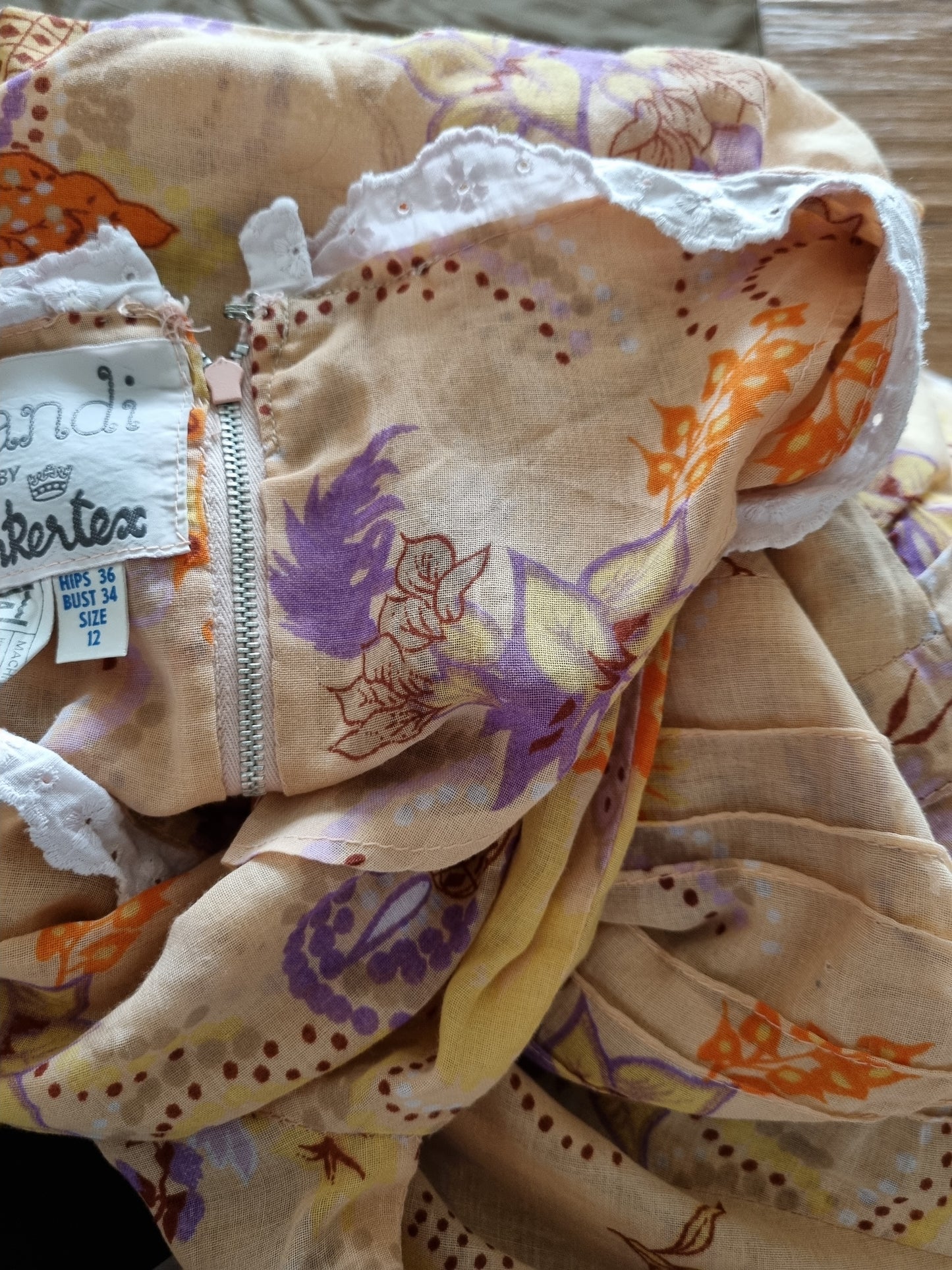 Vintage floral dandi by Berkertex prairie dress S