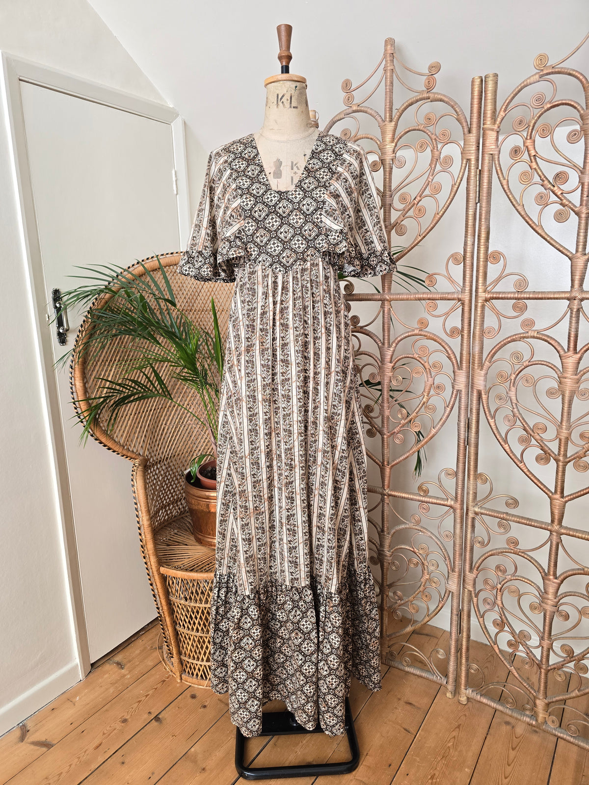 Vintage 70s maxi dress