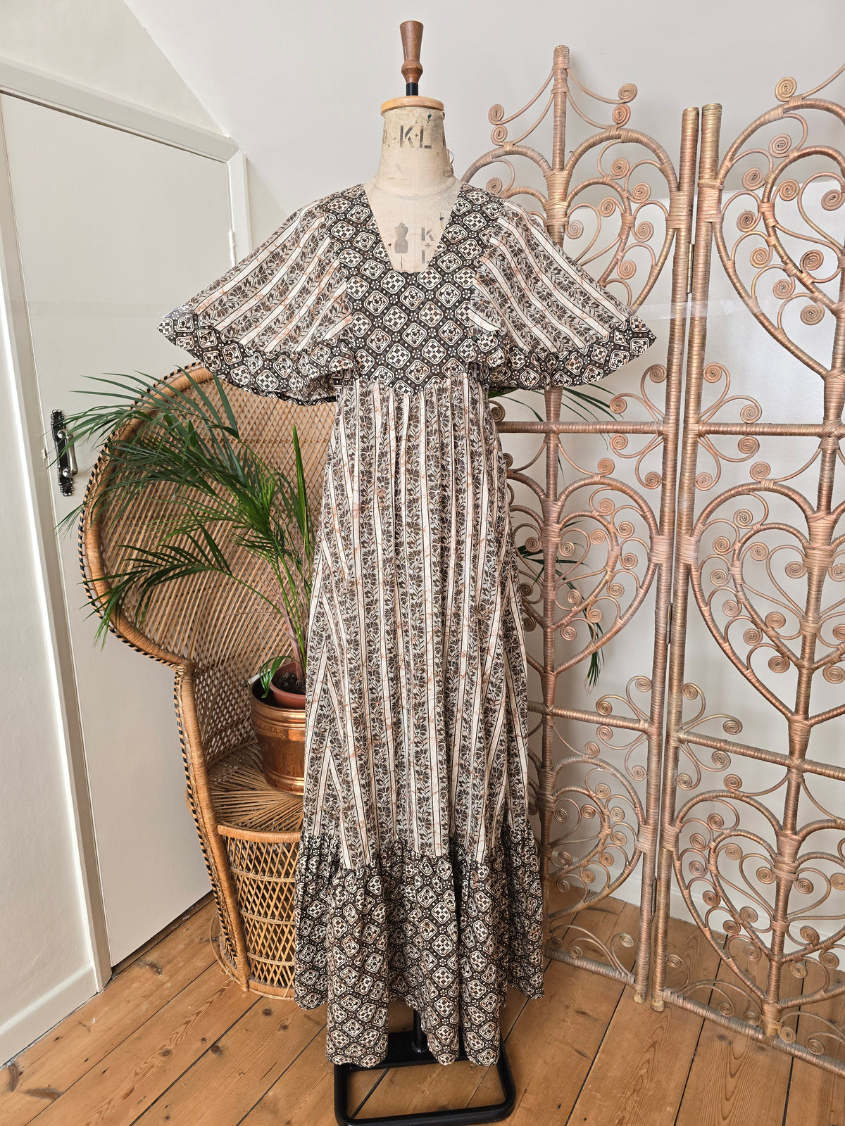 Vintage 70s maxi dress