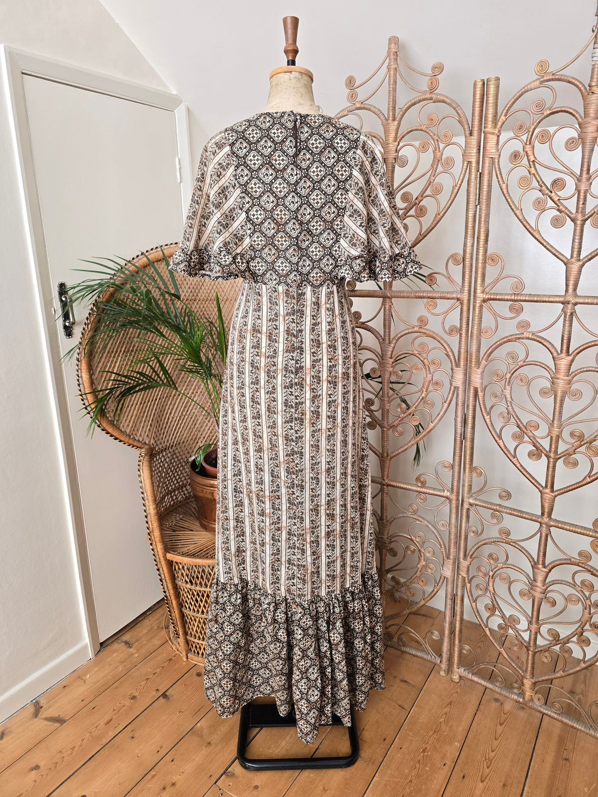 Vintage 70s maxi dress