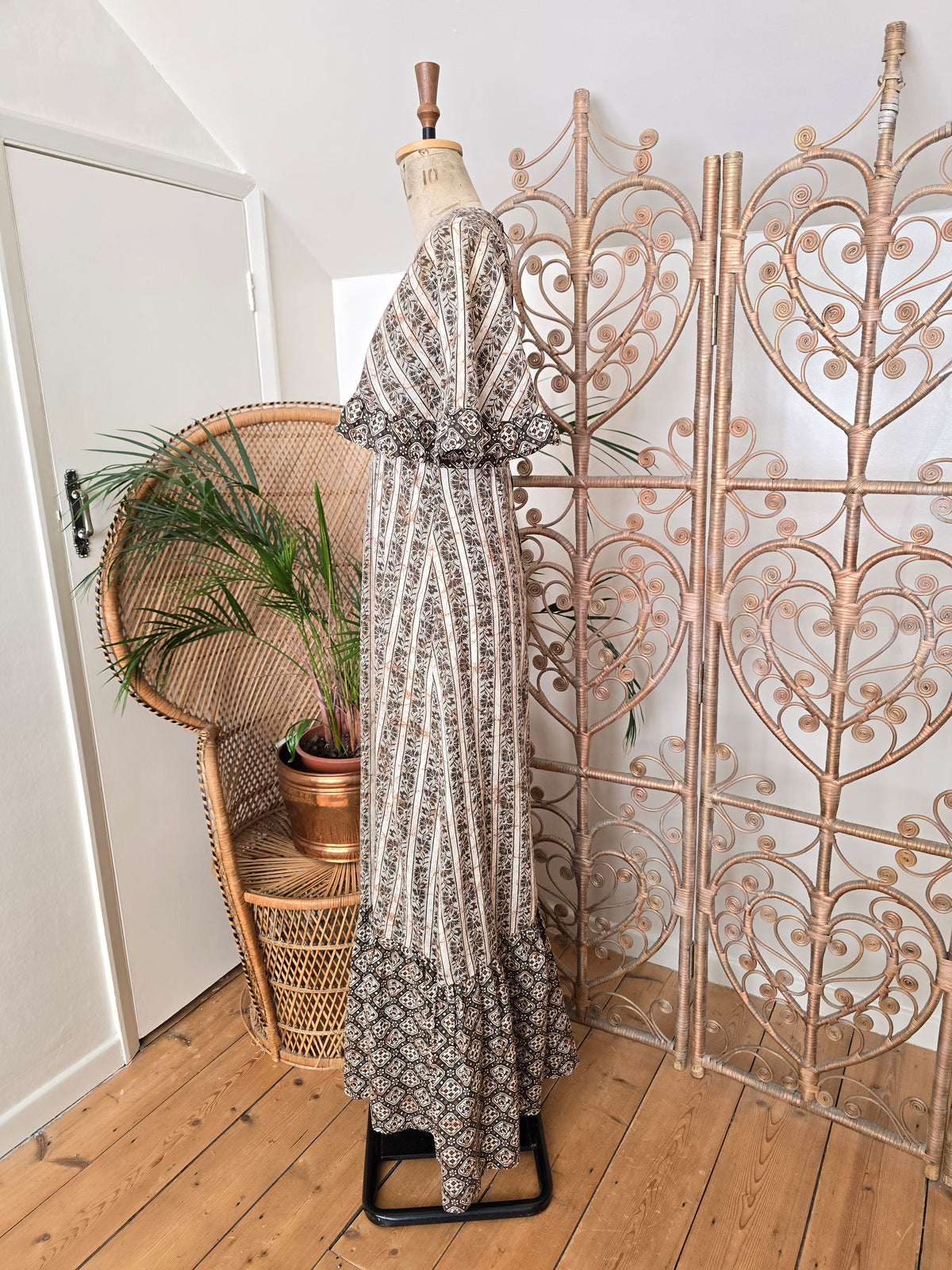 Vintage 70s maxi dress