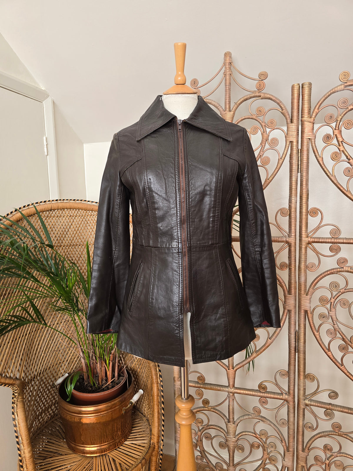 Vintage leather peak collar jacket