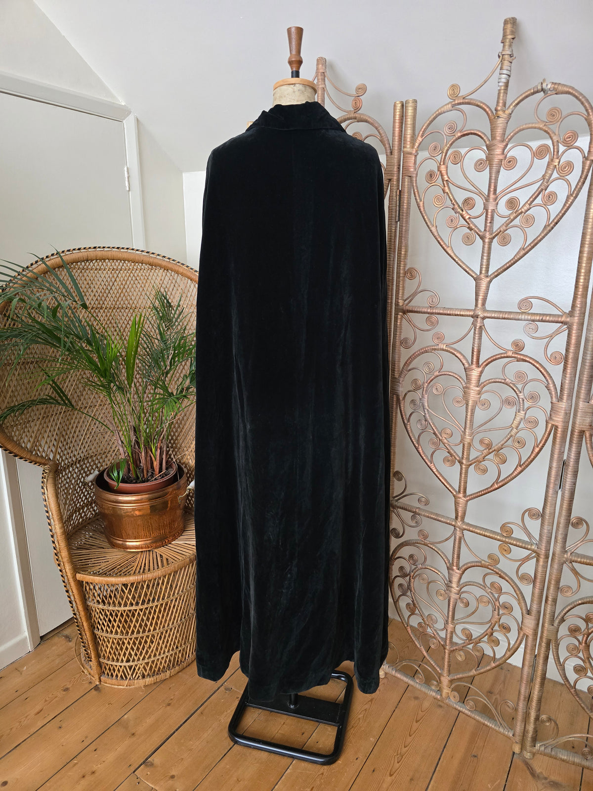 Vintage Quad velvet cape coat