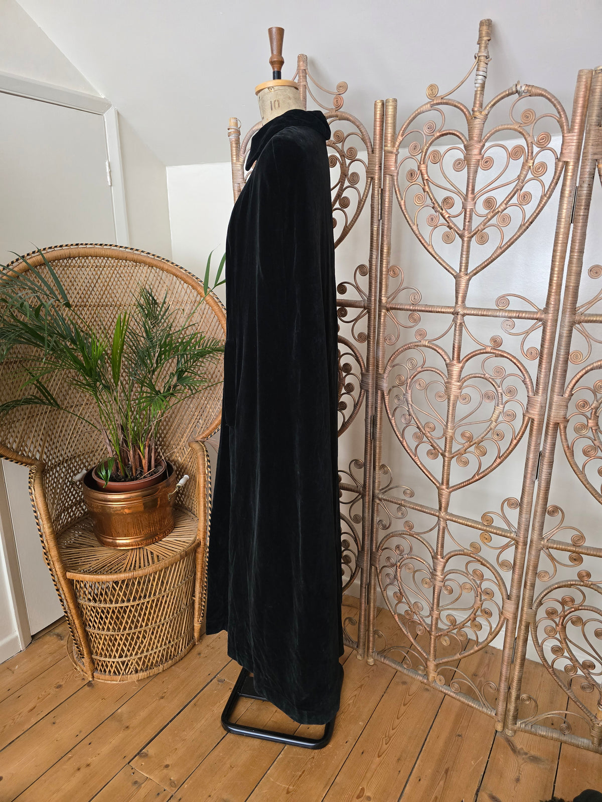 Vintage Quad velvet cape coat