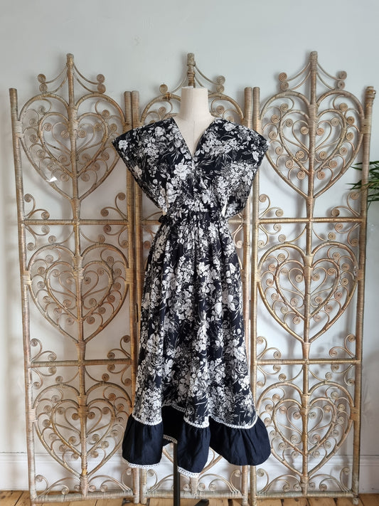 Vintage black floral pinafore midi dress S