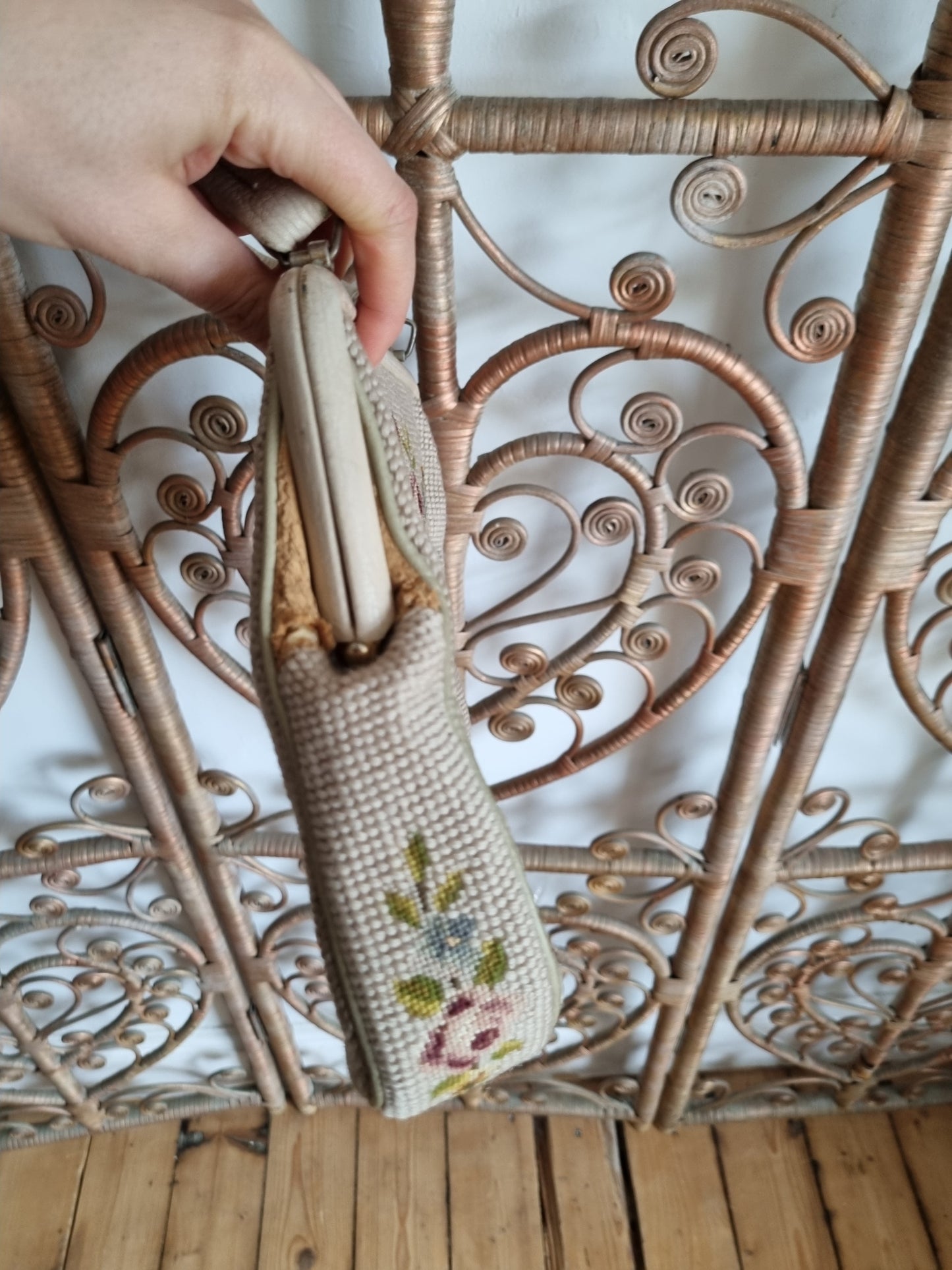 Vintage tapestry carpet 60s purse hand bag
