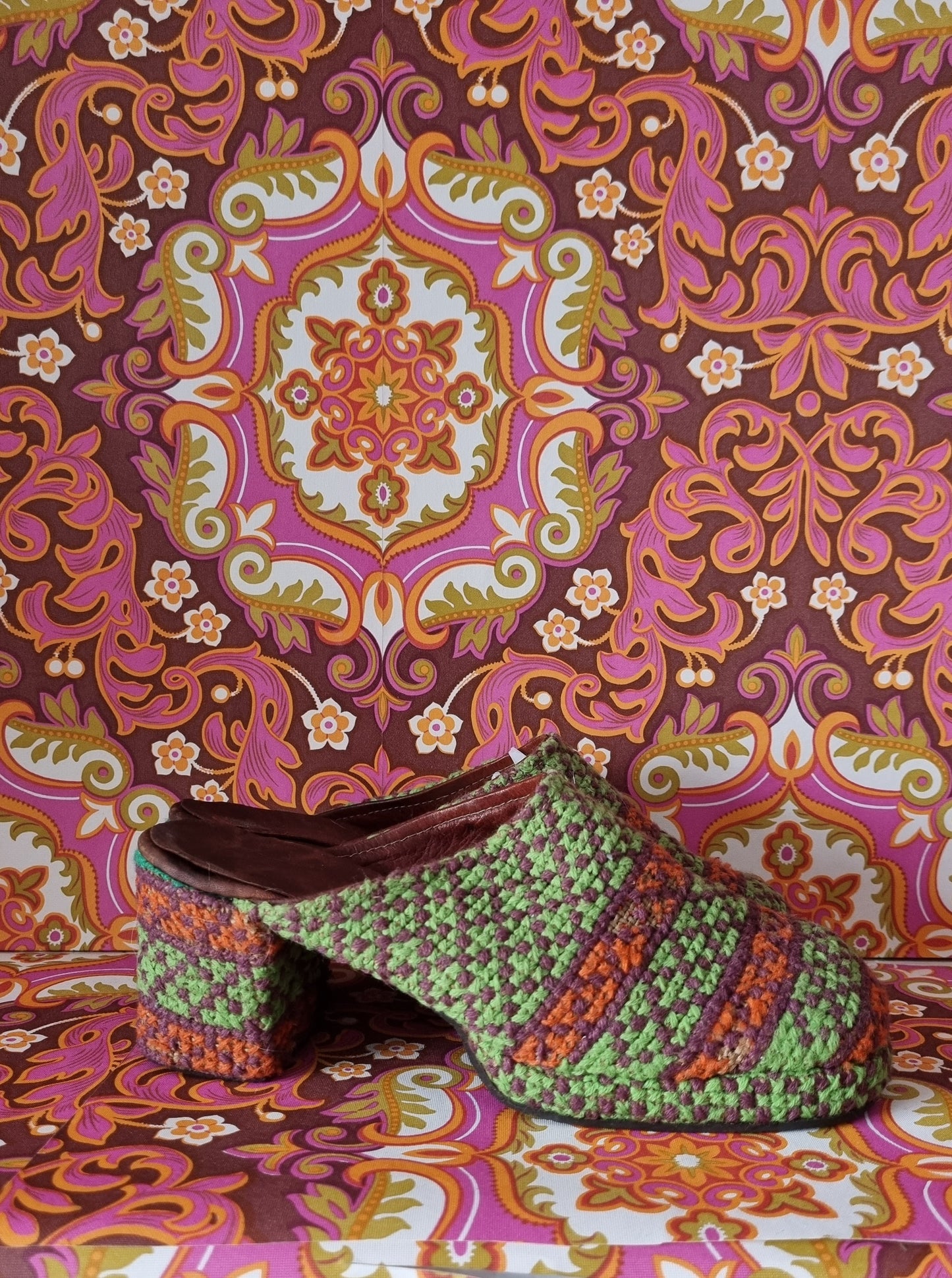 Vintage tapestry shoes uk size 4 4.5   Eur 37 37.5  us 6 6.5