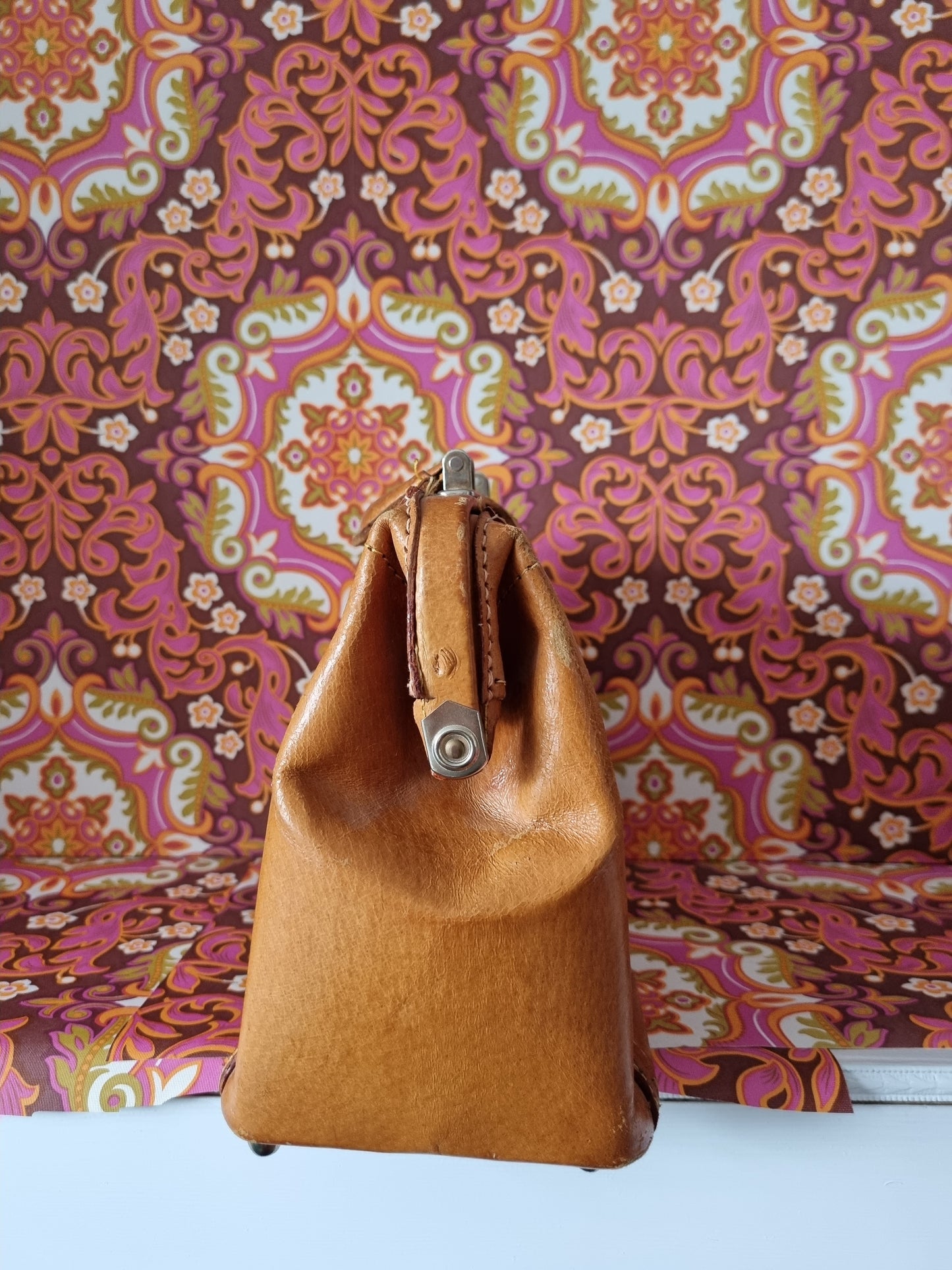 Vintage tapestry leather hand bag
