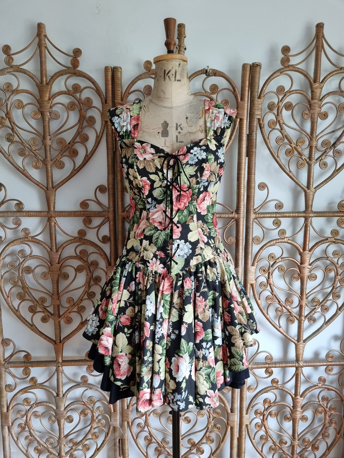 Vintage floral dress S