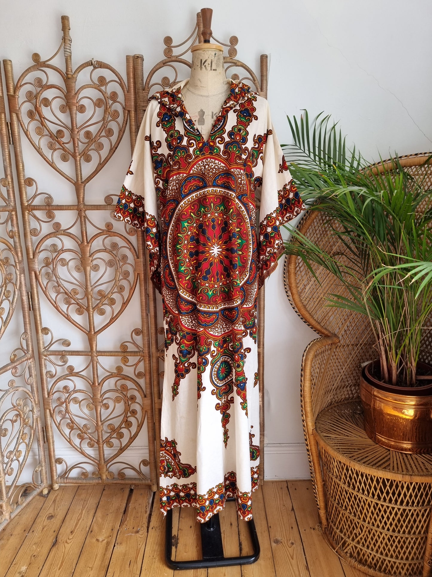 Vintage kaftan 70s hooded dashiki dress