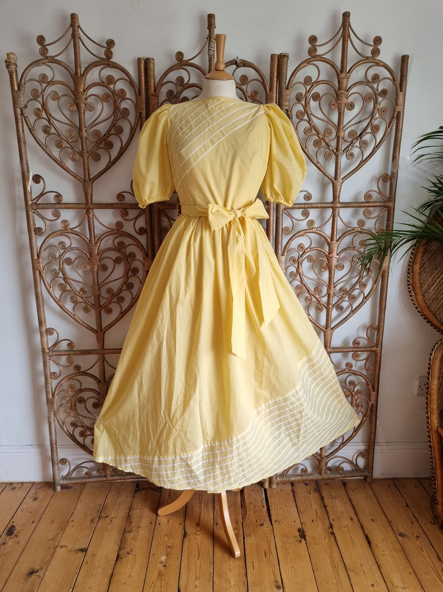 Vintage yellow prairie maxi dress
