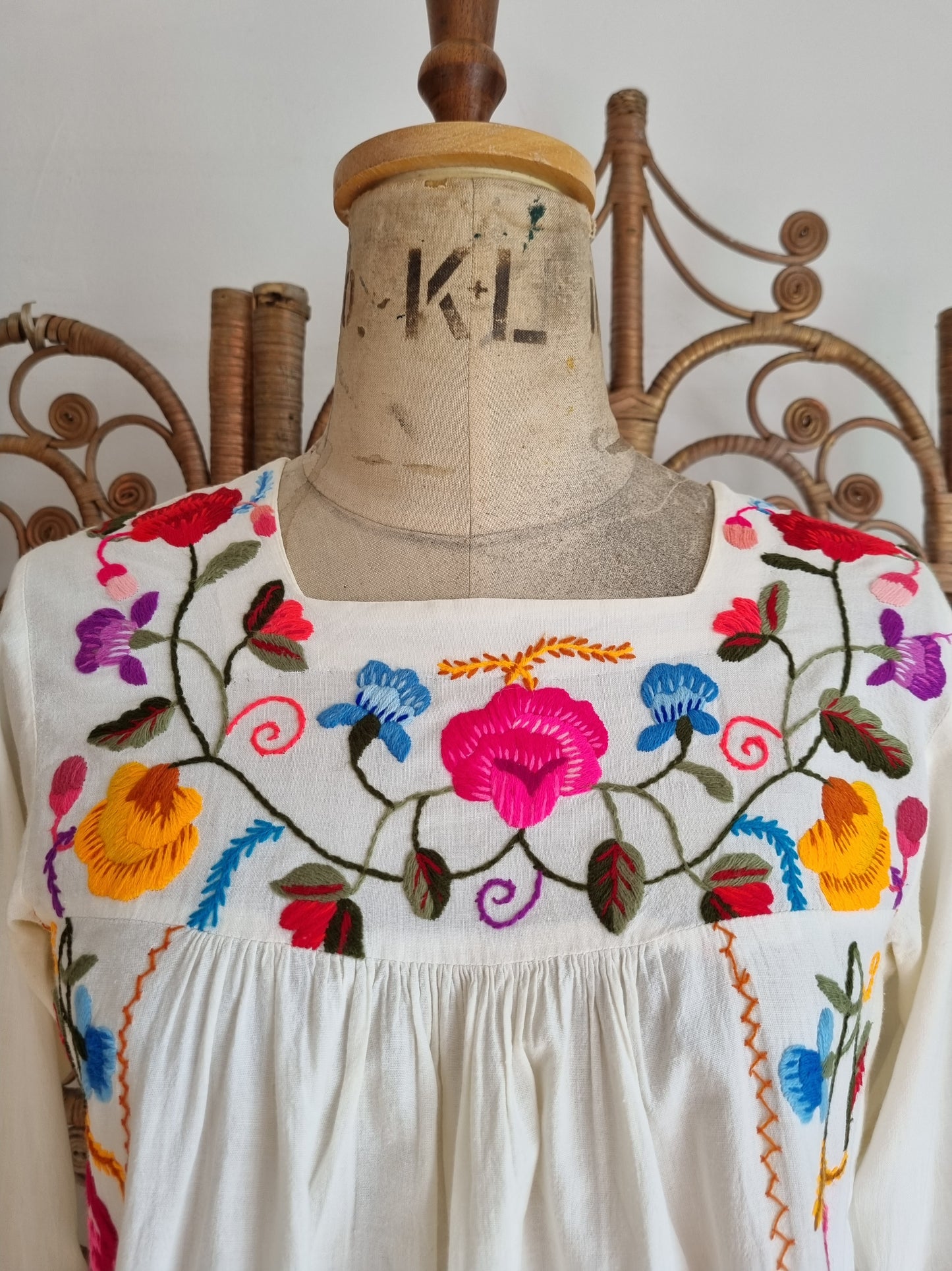 Vintage embroidered cotton blouse