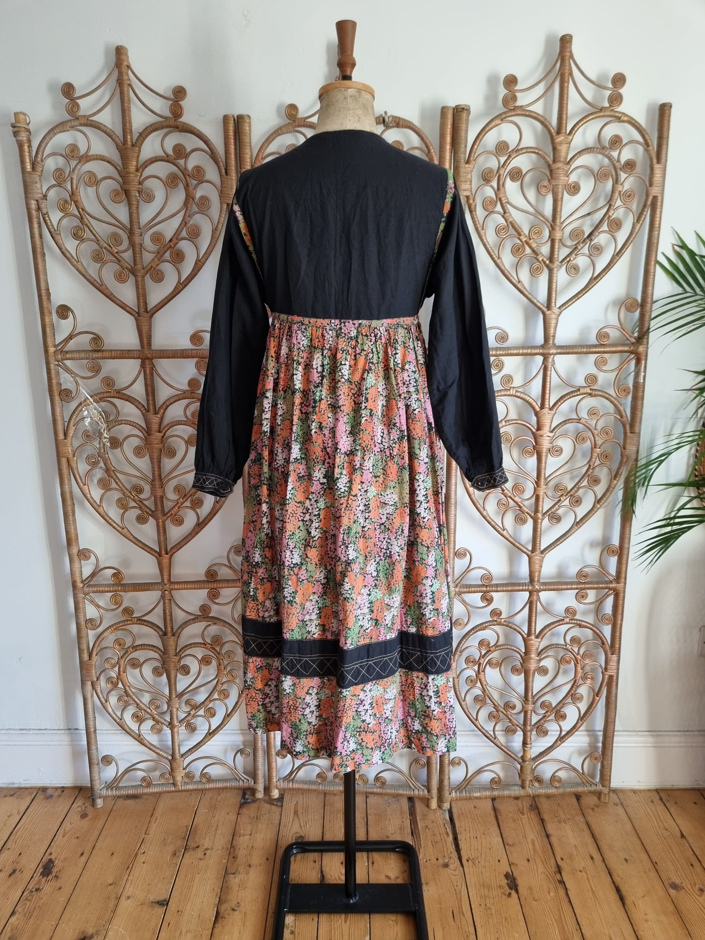 Vintage Mohanjeet Diffusion Paris midi dress