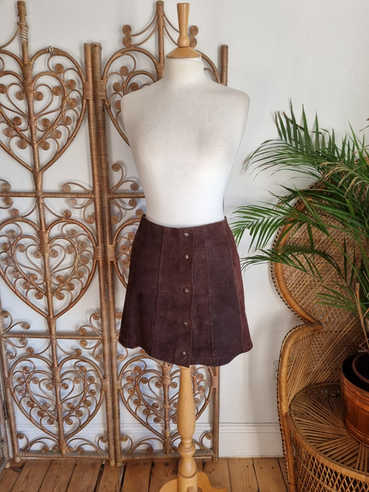 Vintage mini suede skirt w28"