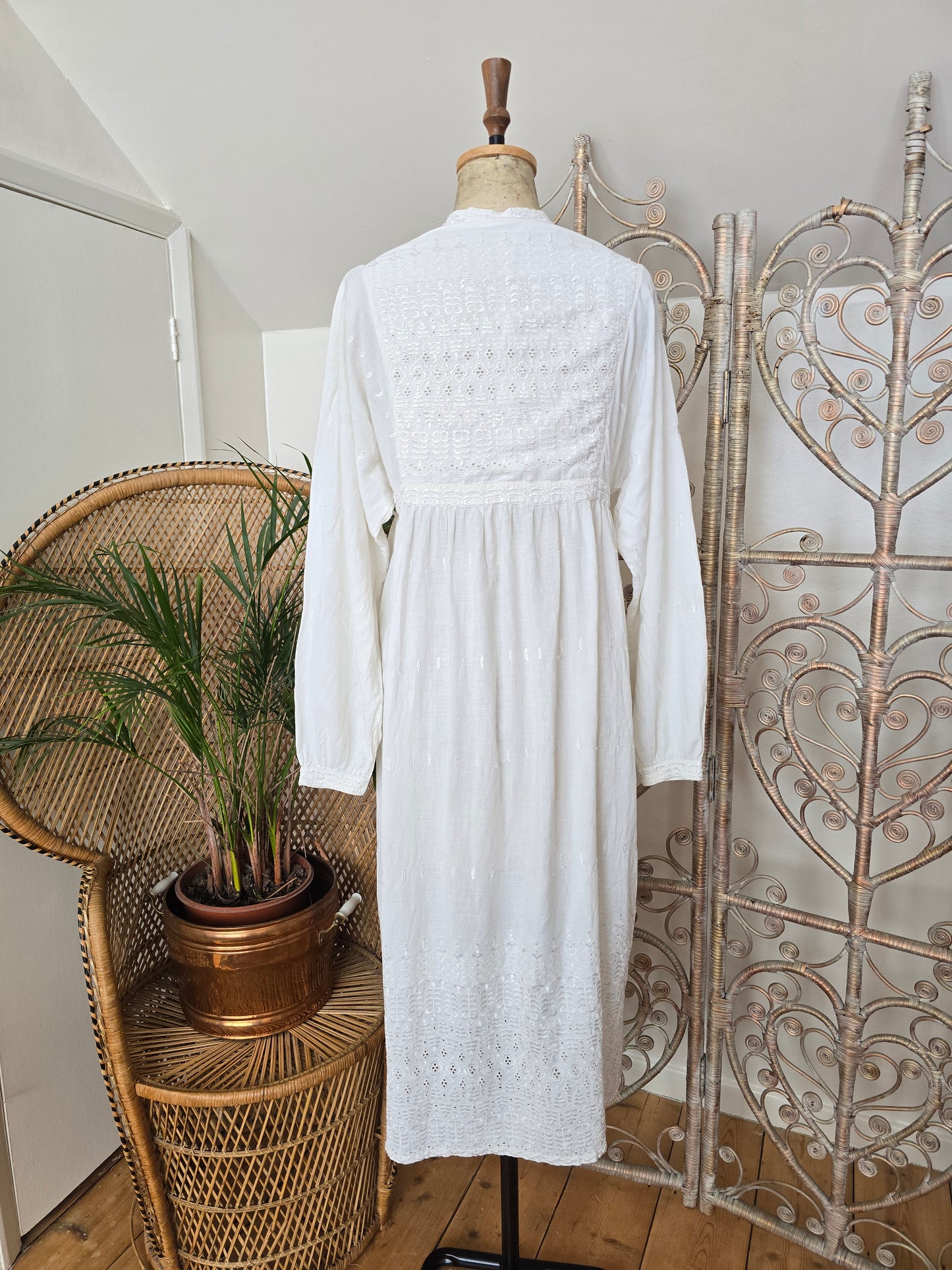 Vintage indian embroidered cotton dress
