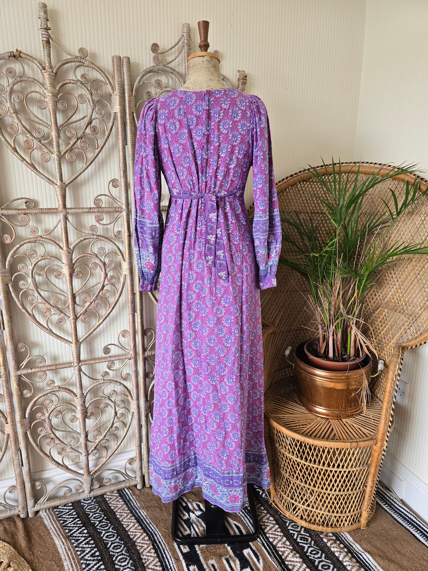 Vintage Ritu kumar for Roshafi Indian dress.