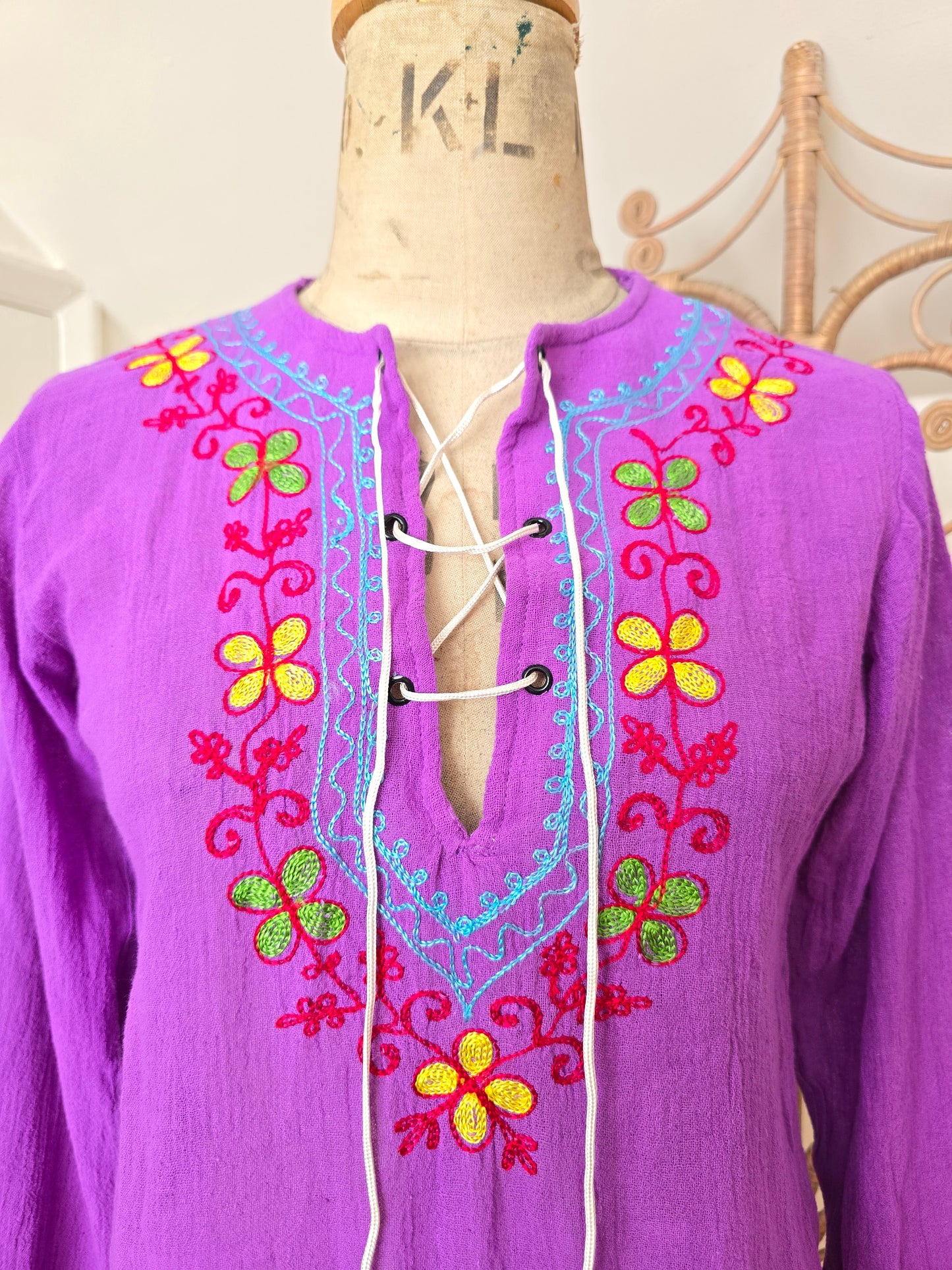 Vintage embroidered cotton blouse