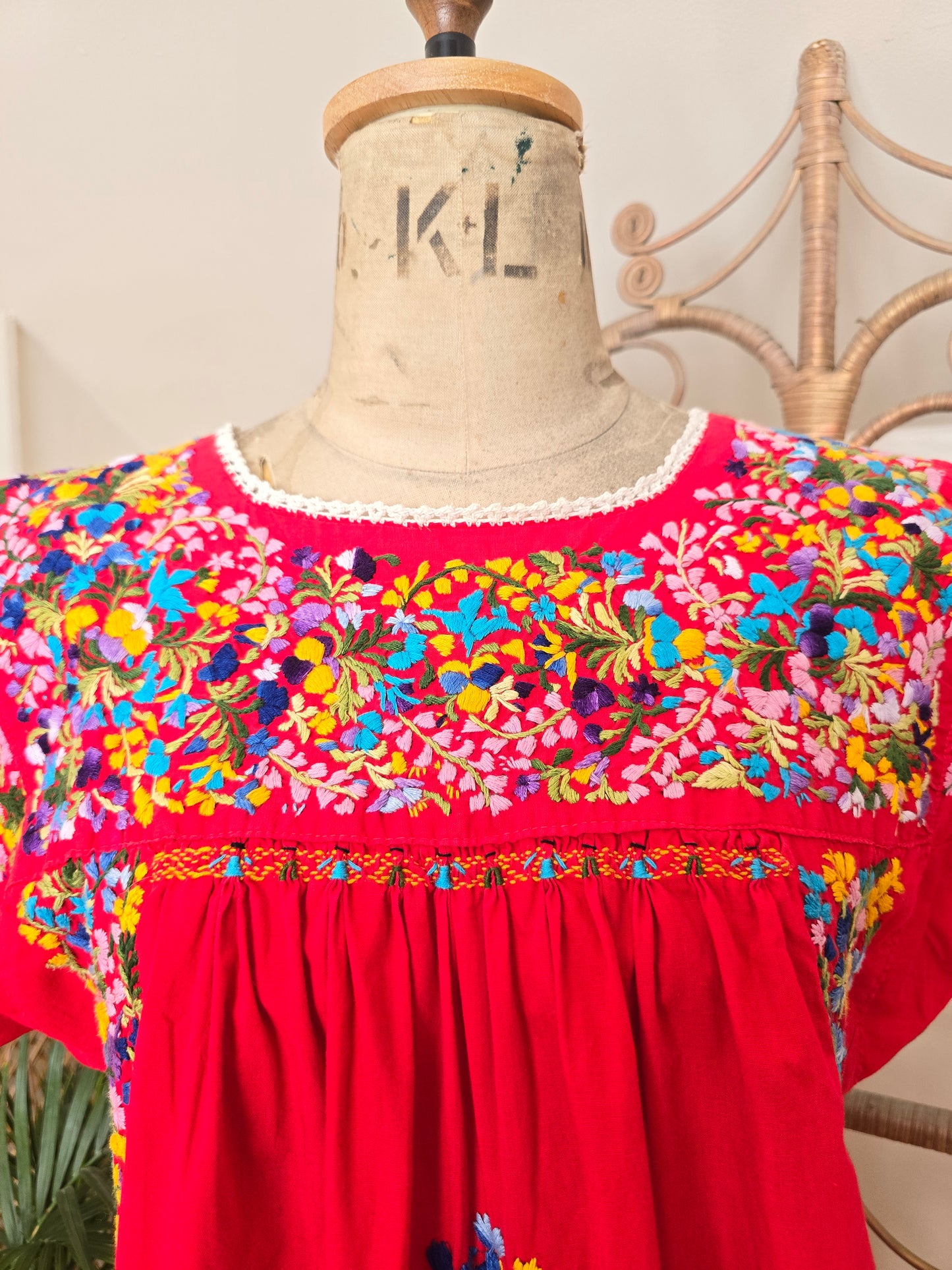 Vintage embroidered mexican dress