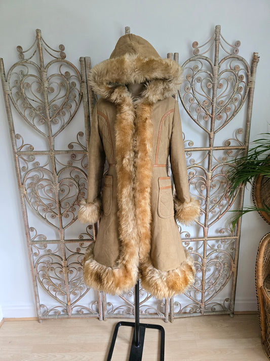 Vintage 70s hooded faux suede coat