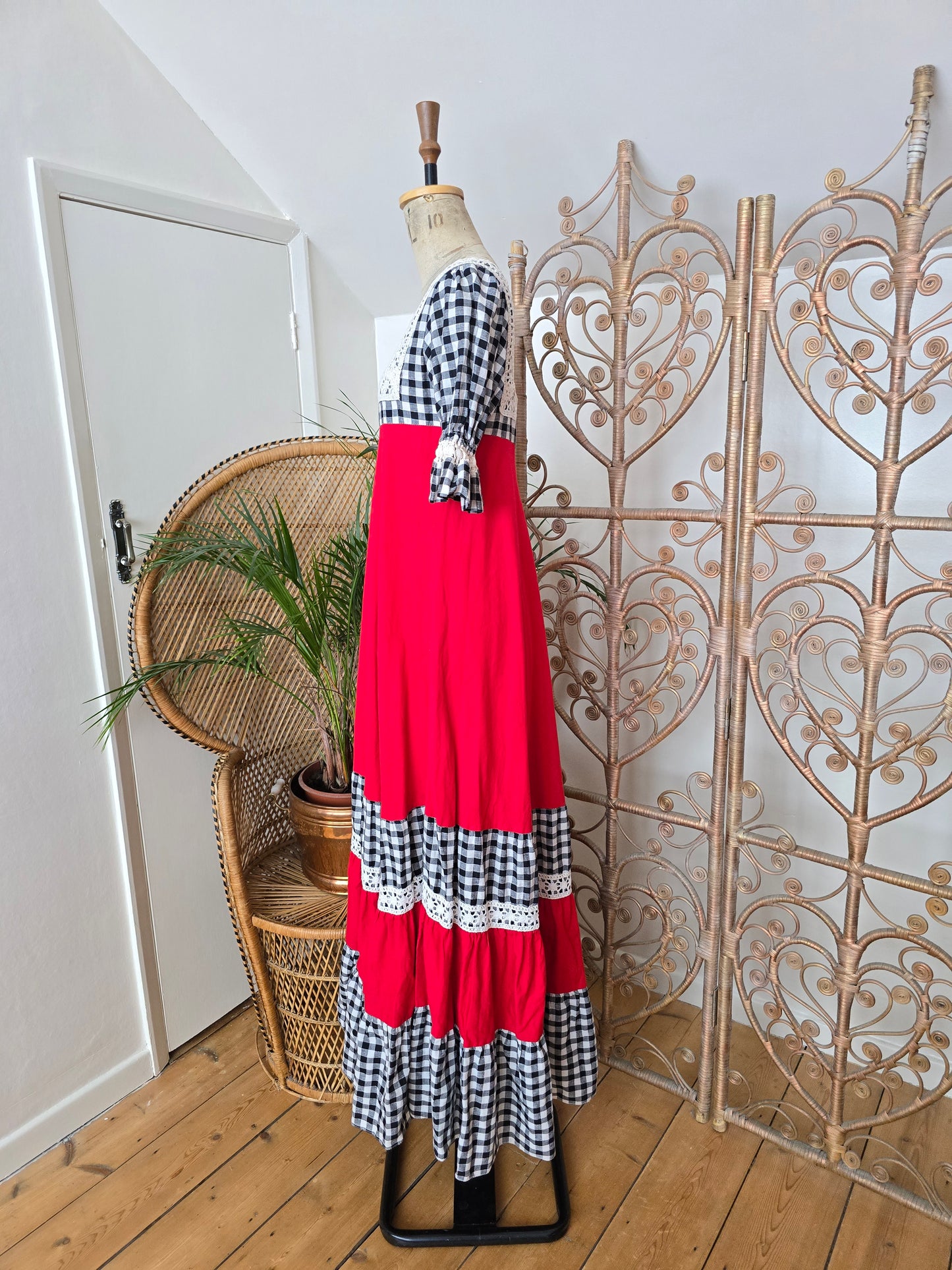 Vintage Travers Tempos maxi dress