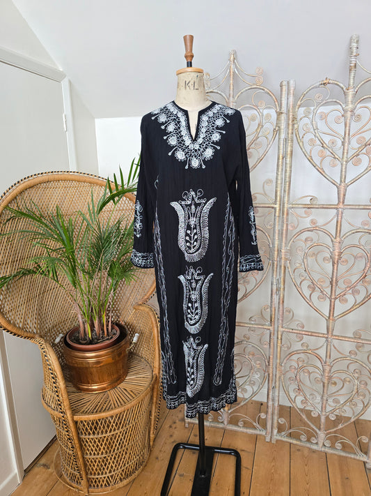 Vintage style embroidered kaftan dress