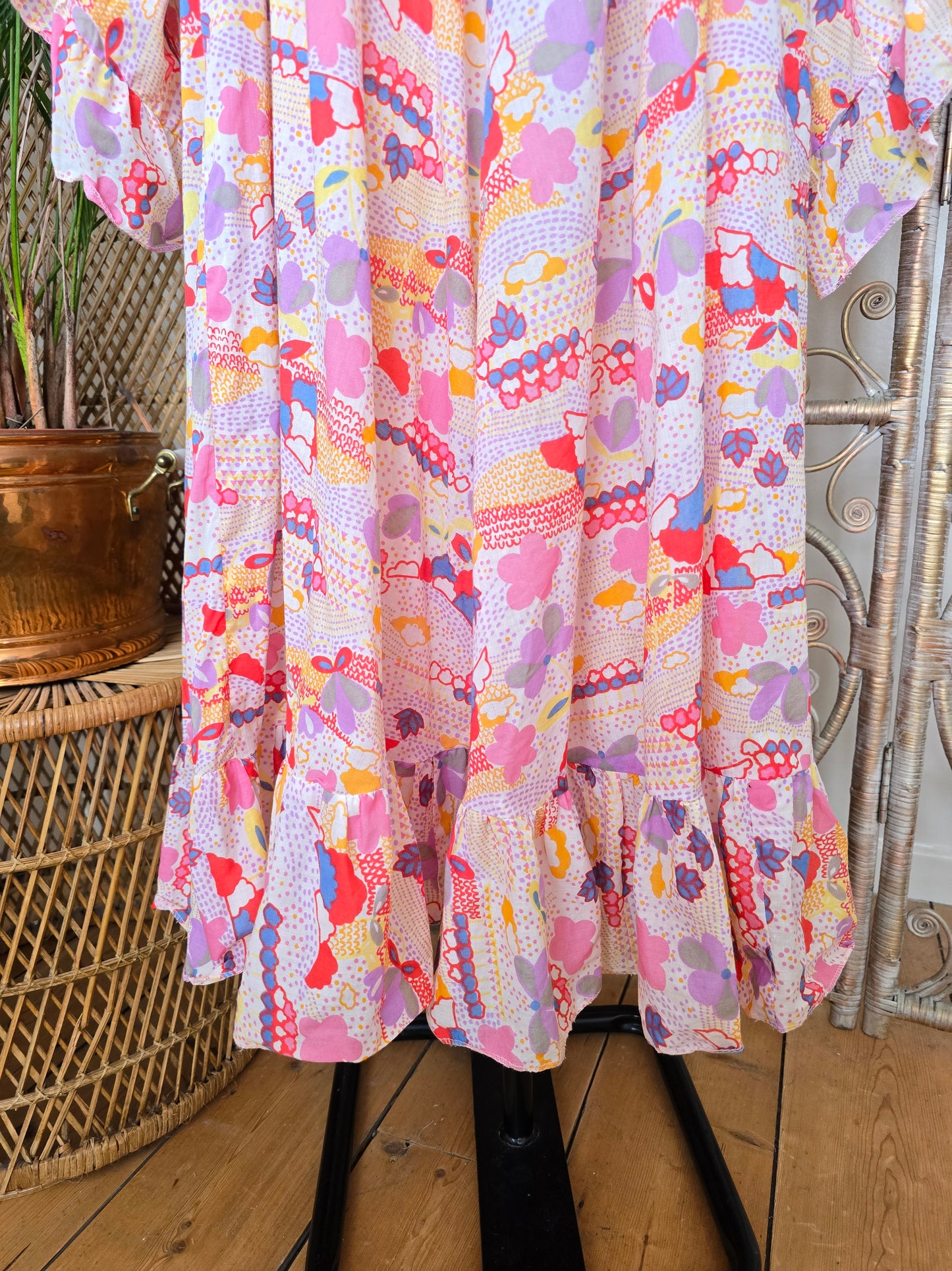 Vintage angel sleeves dress