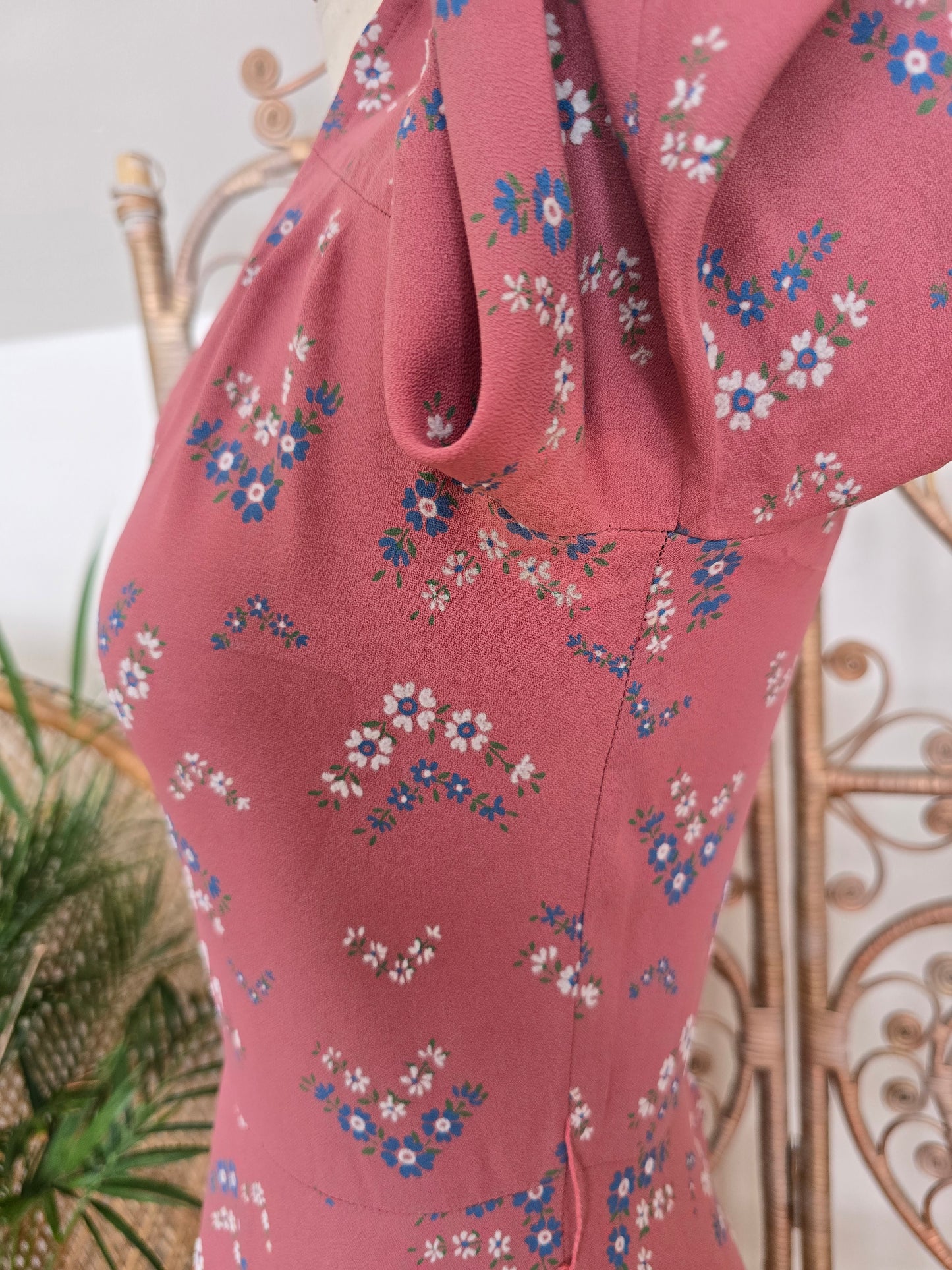 Vintage 70s floral dress
