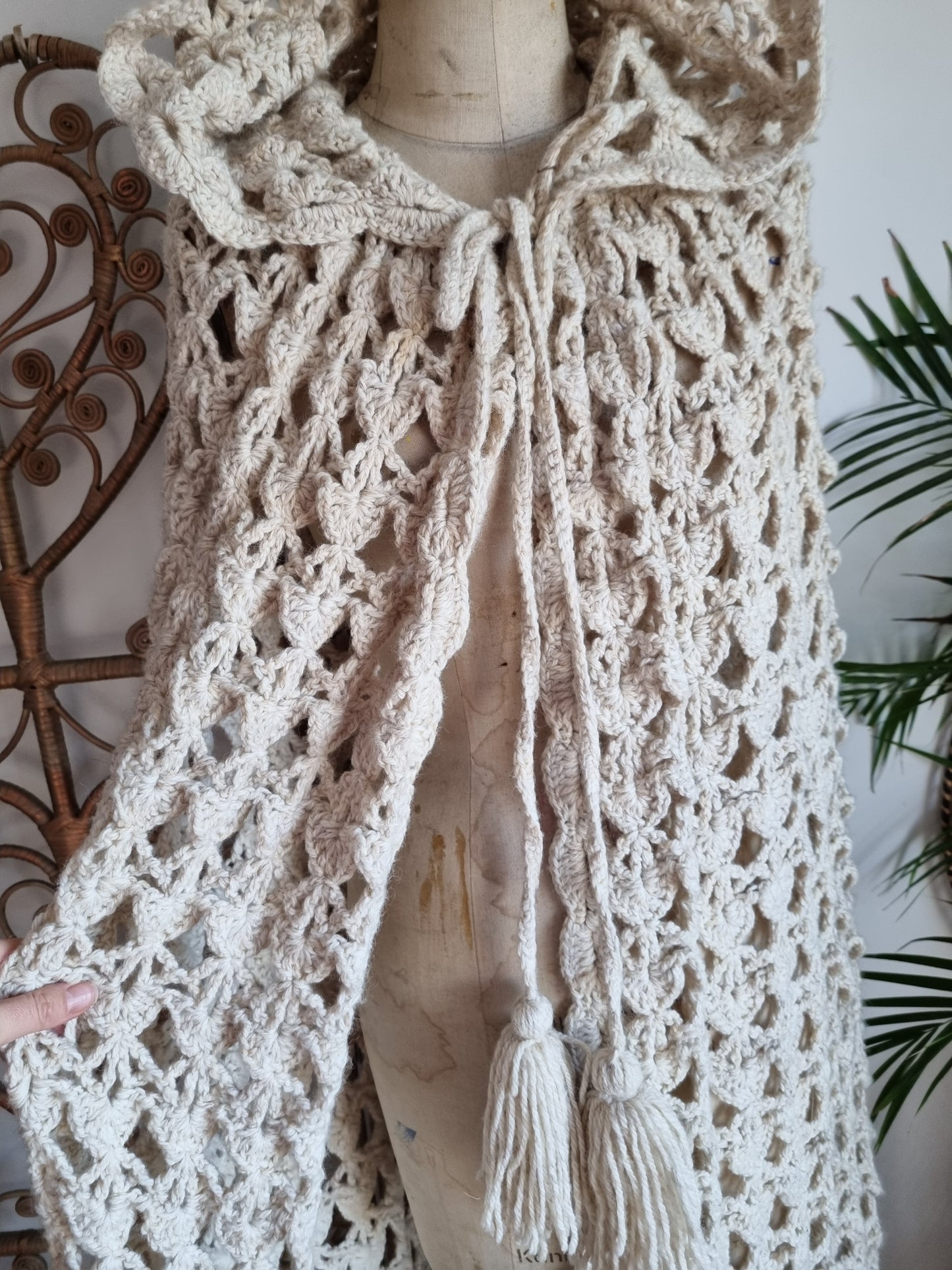 Vintage knitted hooded cape