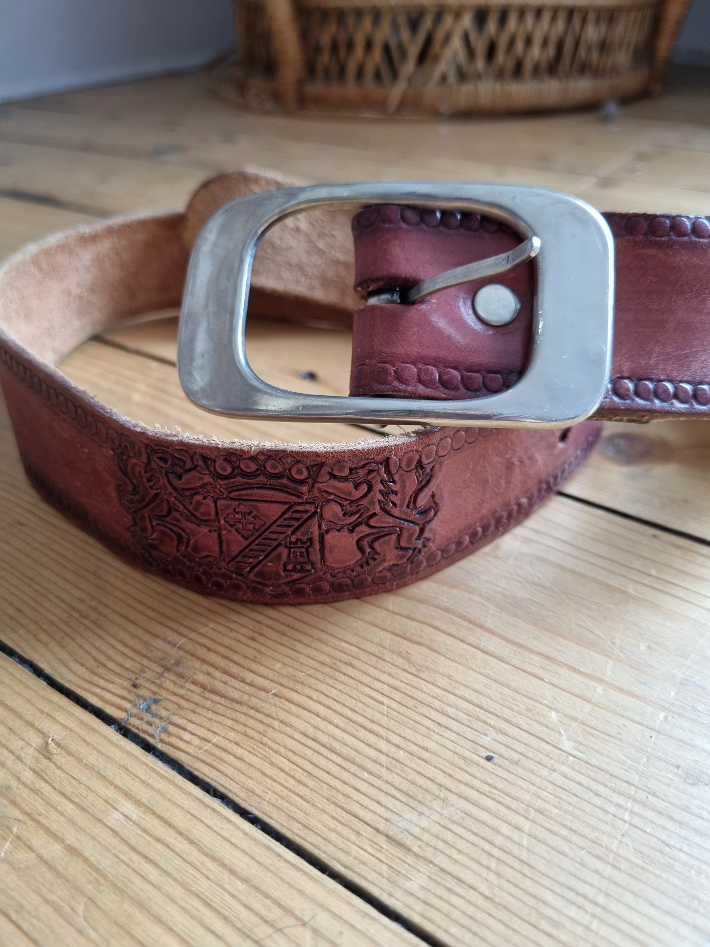 Vintage tooled leather belt