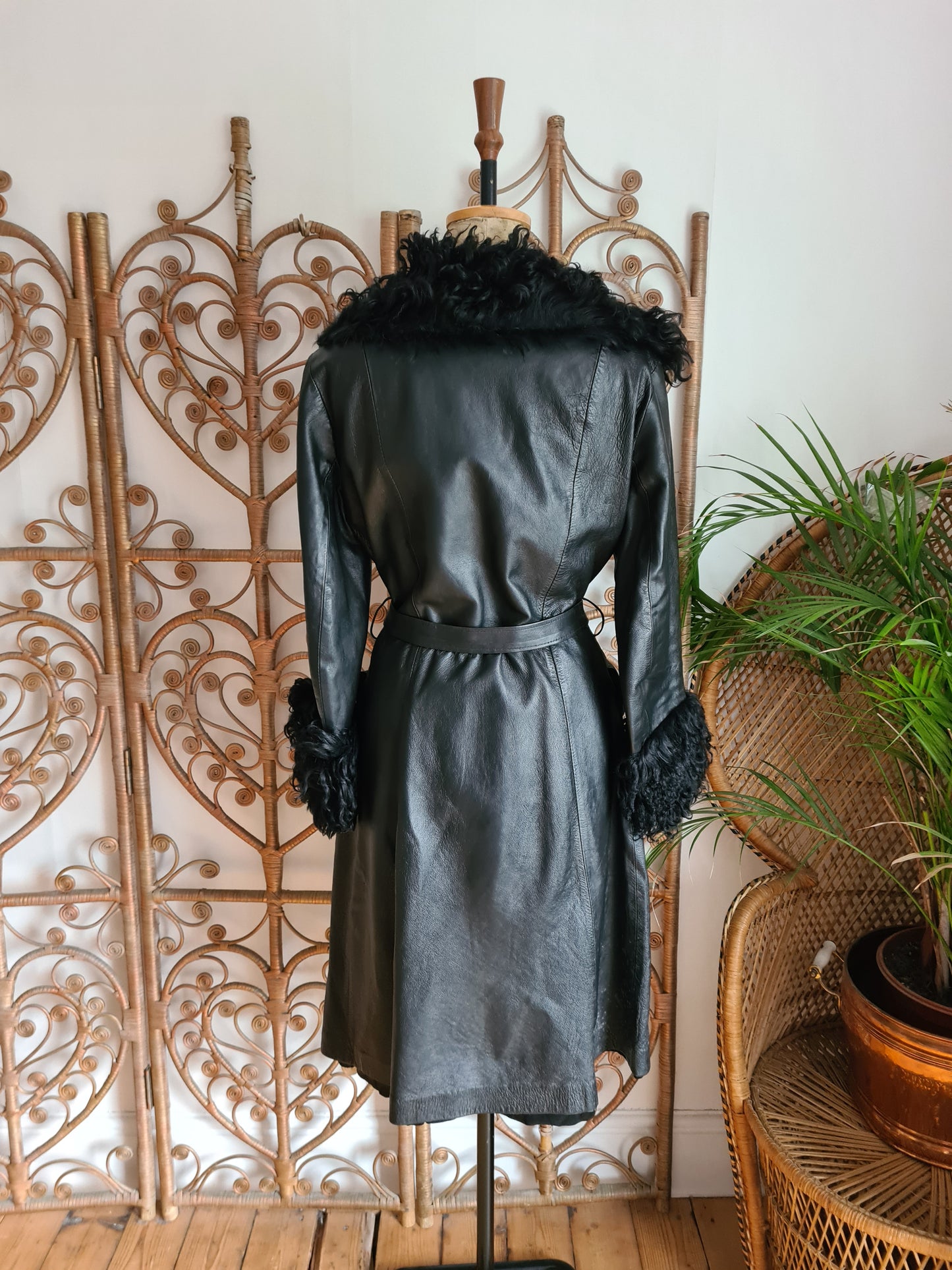 Vintage 70s leather coat