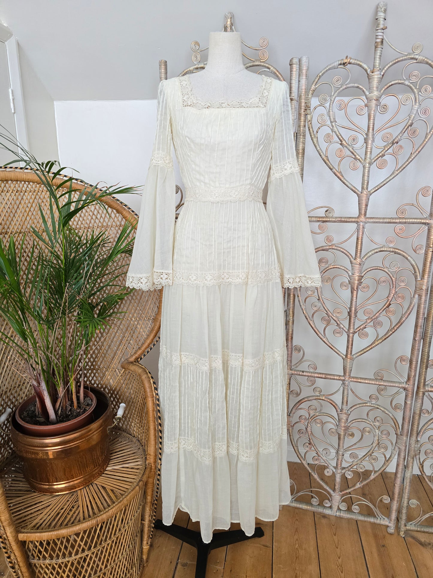Vintage lace maxi dress