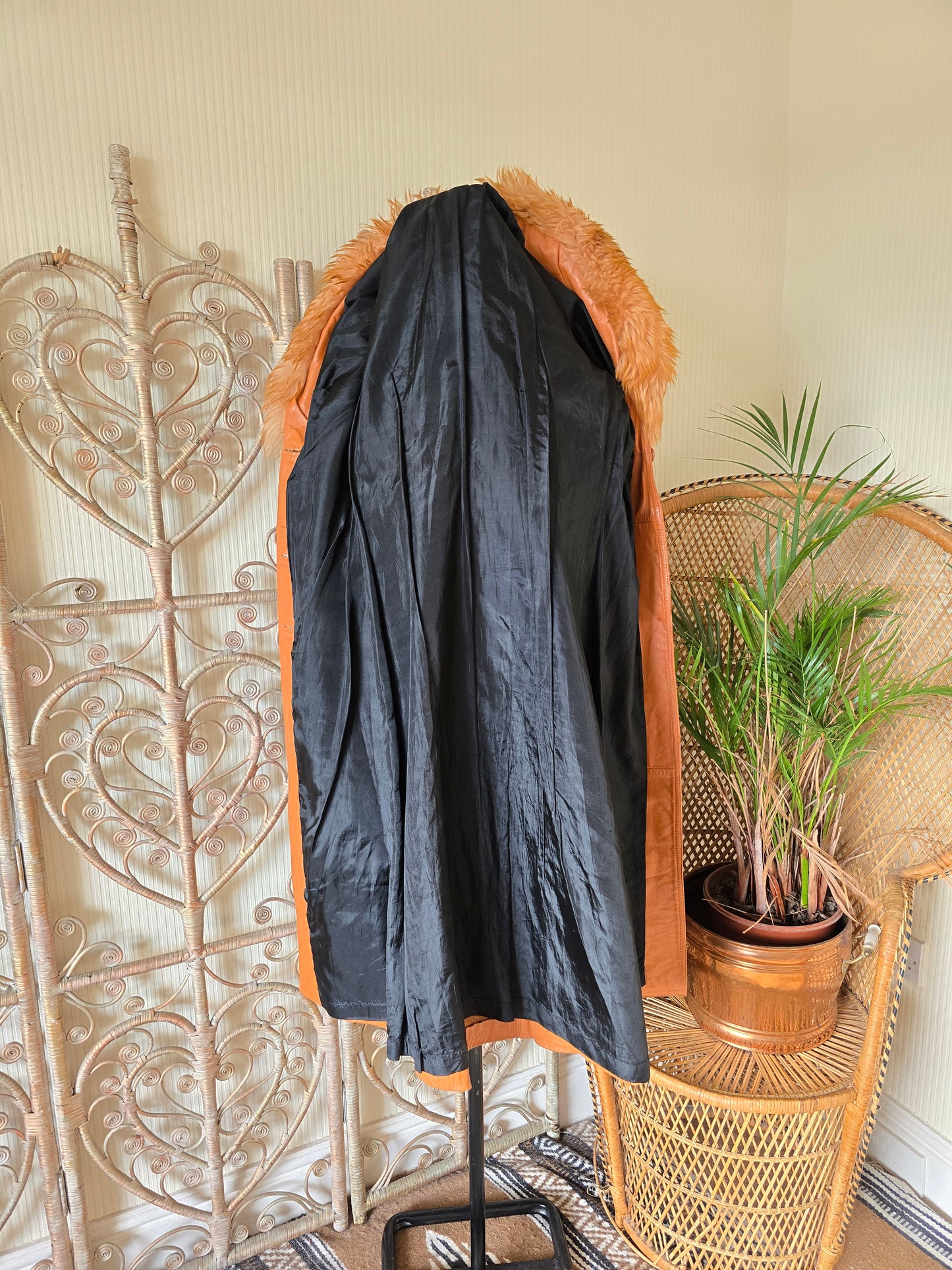 Vintage sheepskin collar leather coat