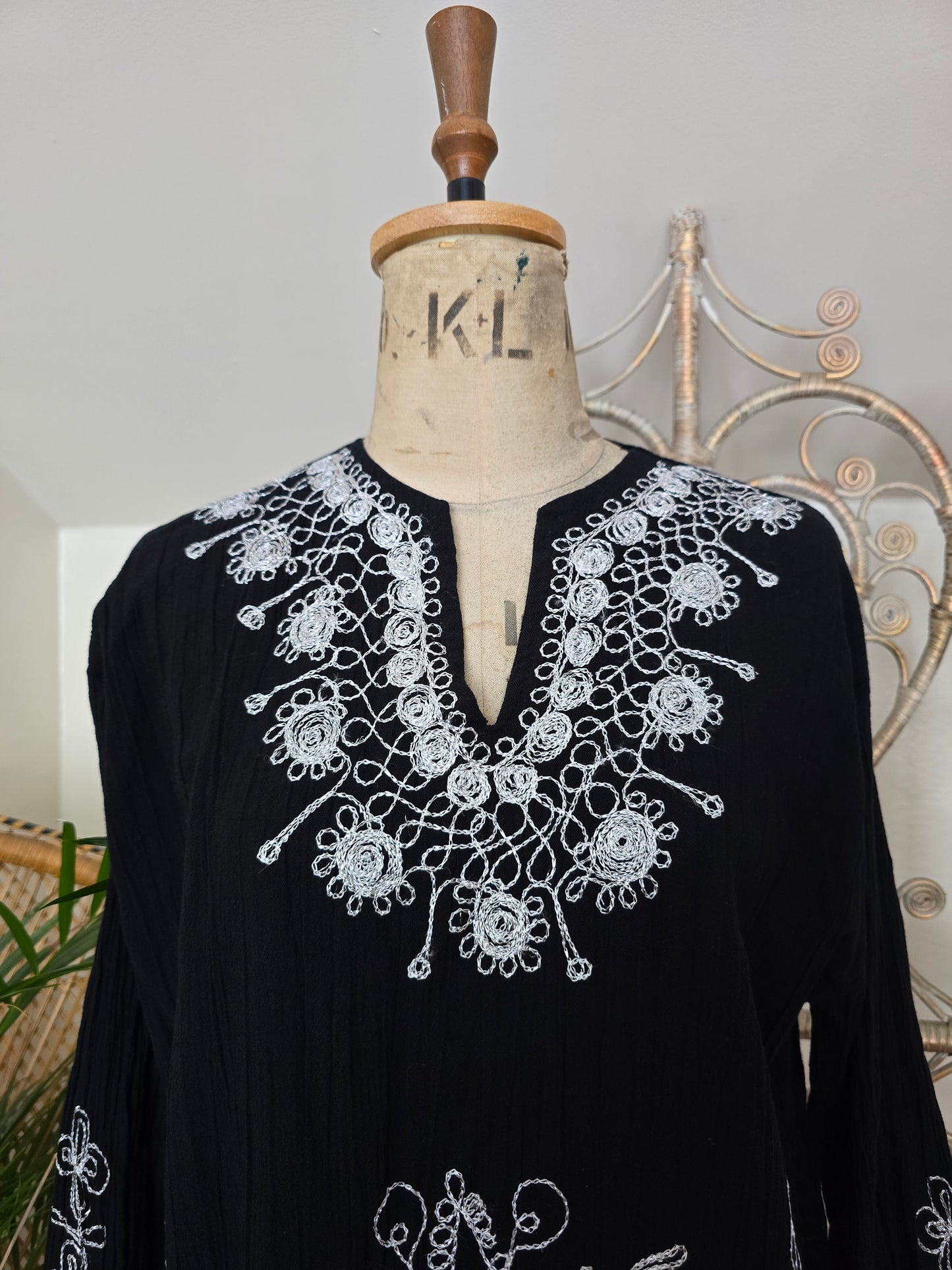 Vintage style embroidered kaftan dress