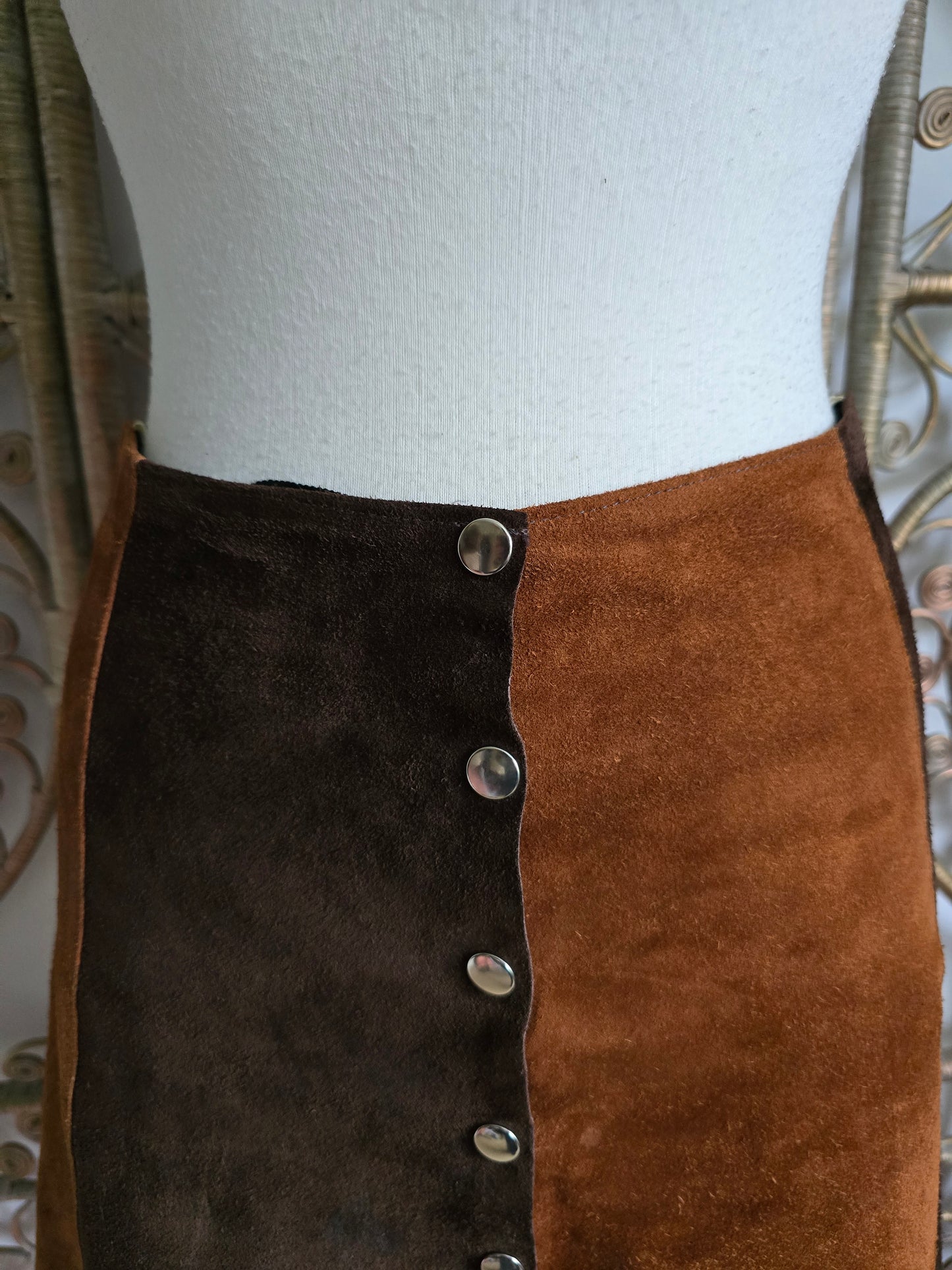 Vintage suede skirt w29.5"