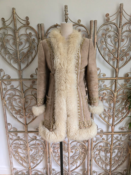 Vintage embroidered Afghan 70s coat