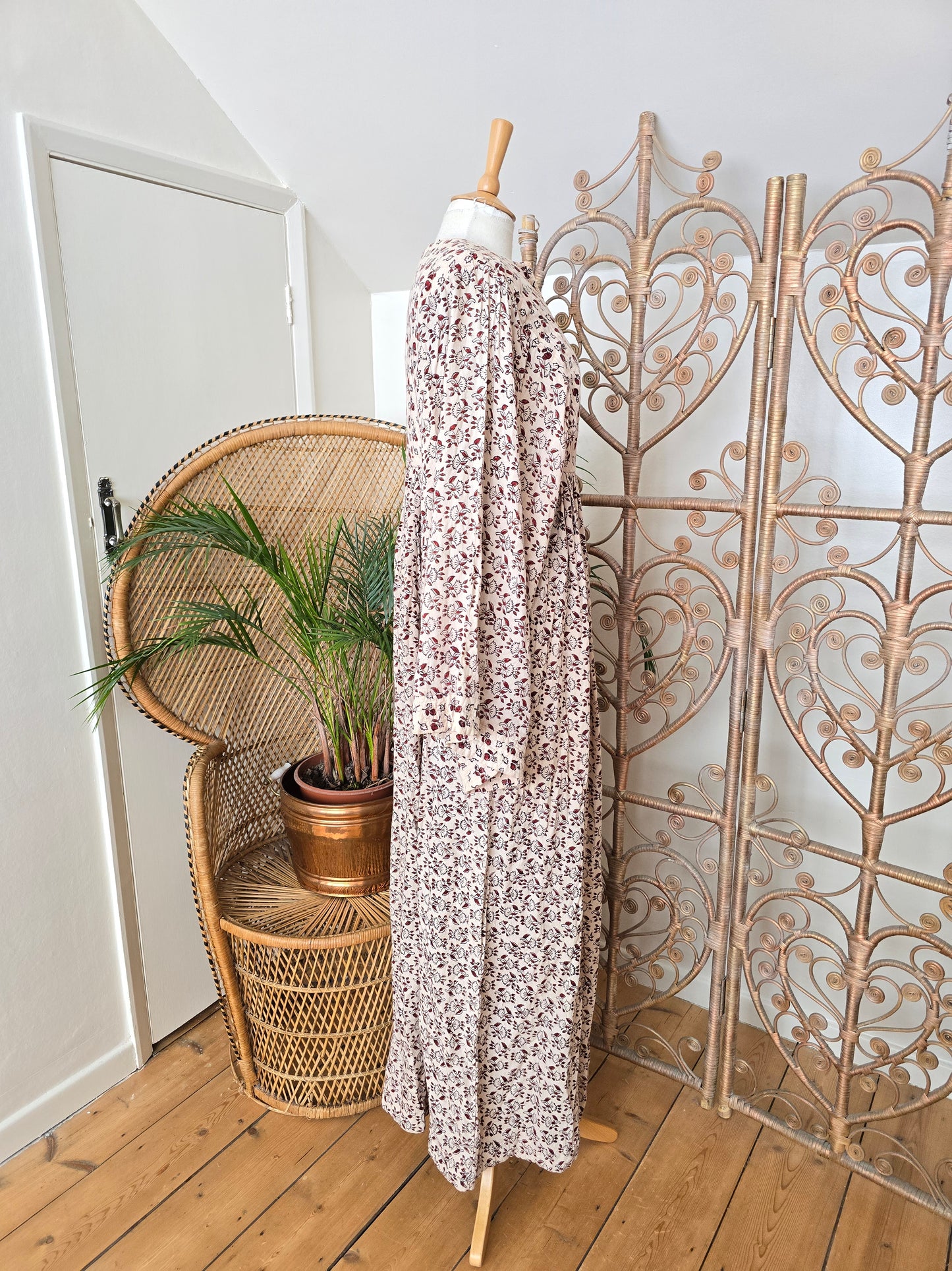 Vintage Anmol indian print 70s maxi dress