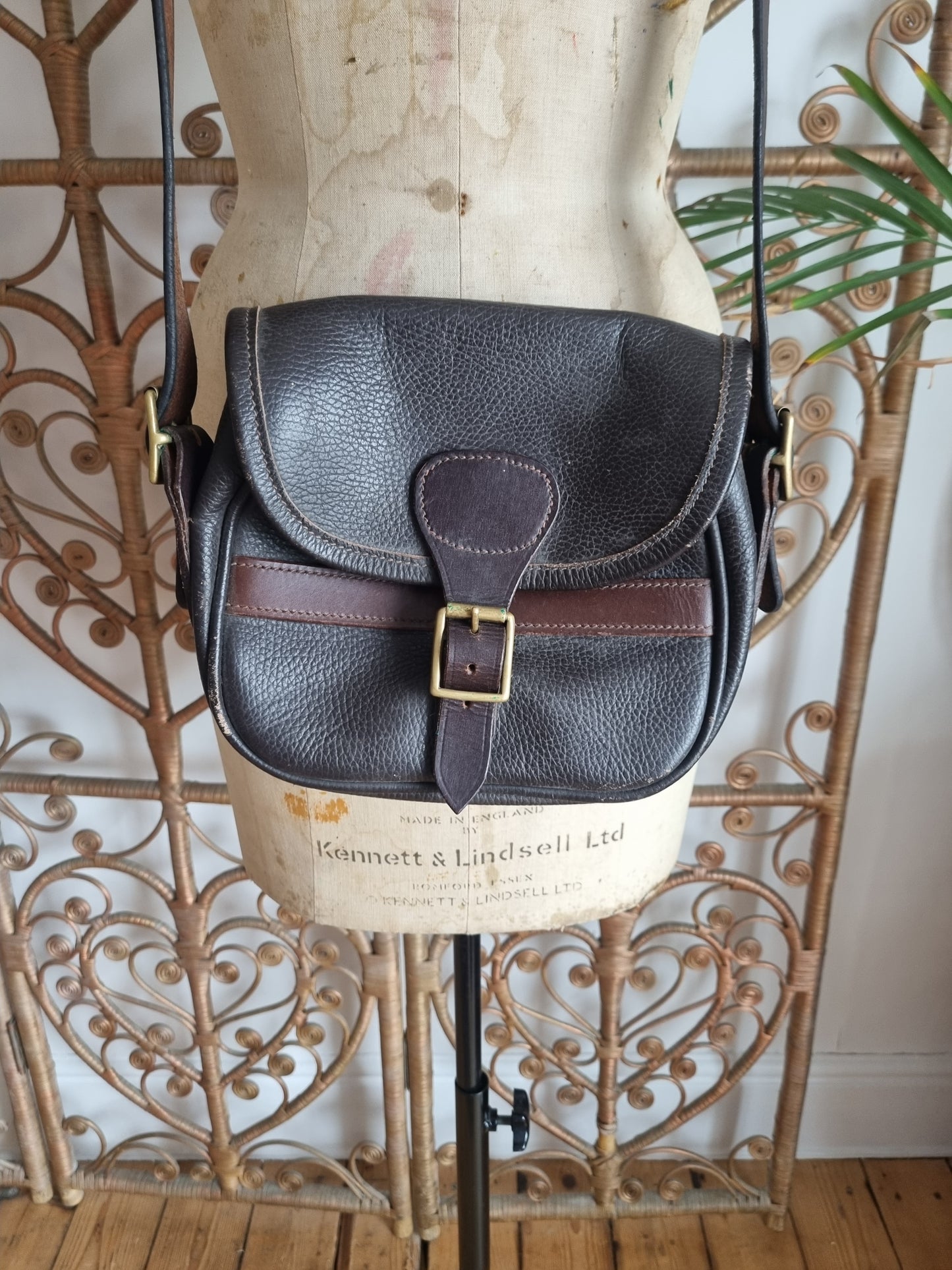 Vintage leather bag