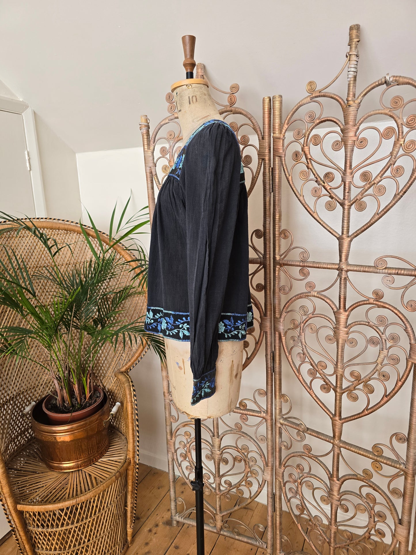 Vintage cheesecloth cotton blouse