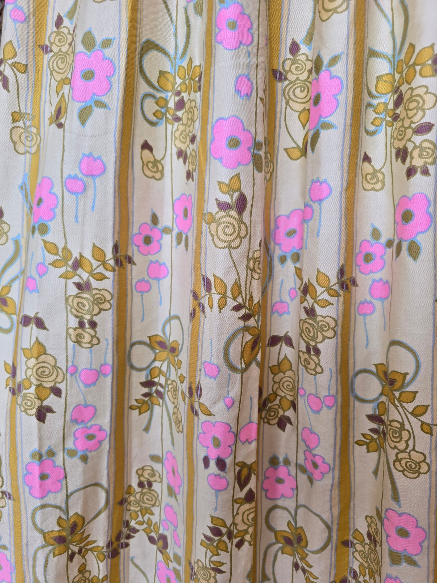 Vintage Richard shops 70s maxi dress