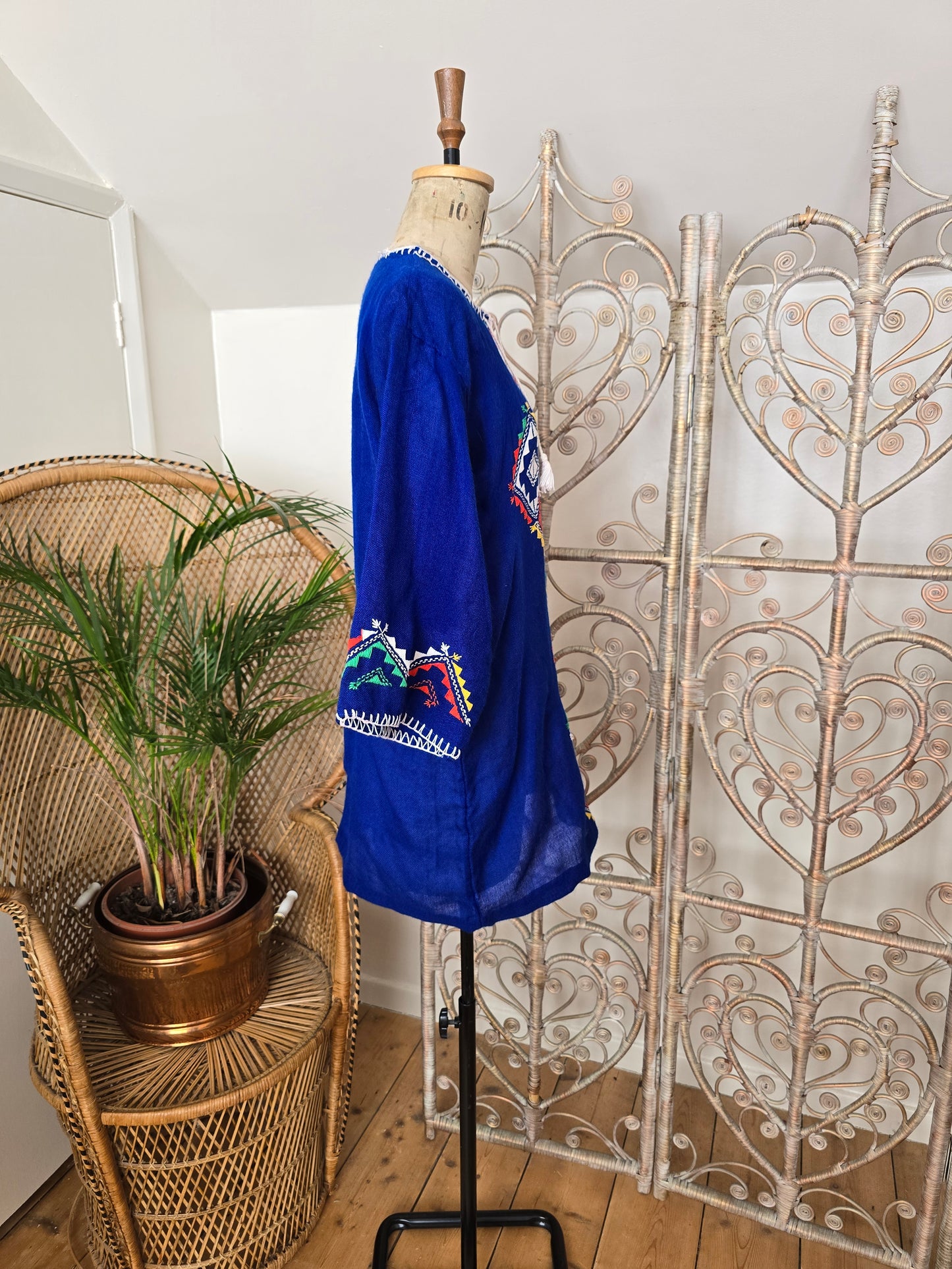Vintage blue embroidered 70s kaftan tunic S M