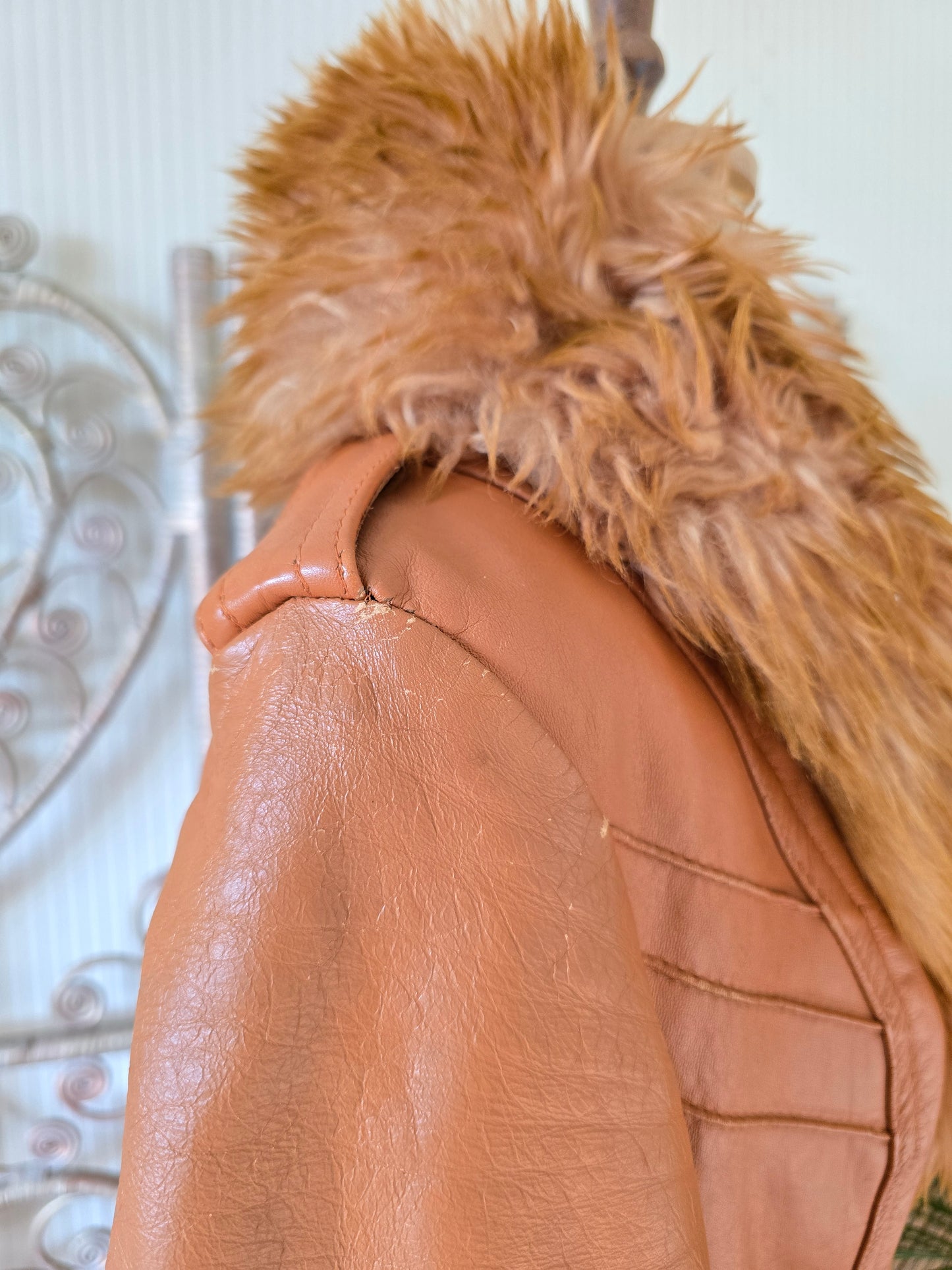 Vintage sheepskin collar leather coat