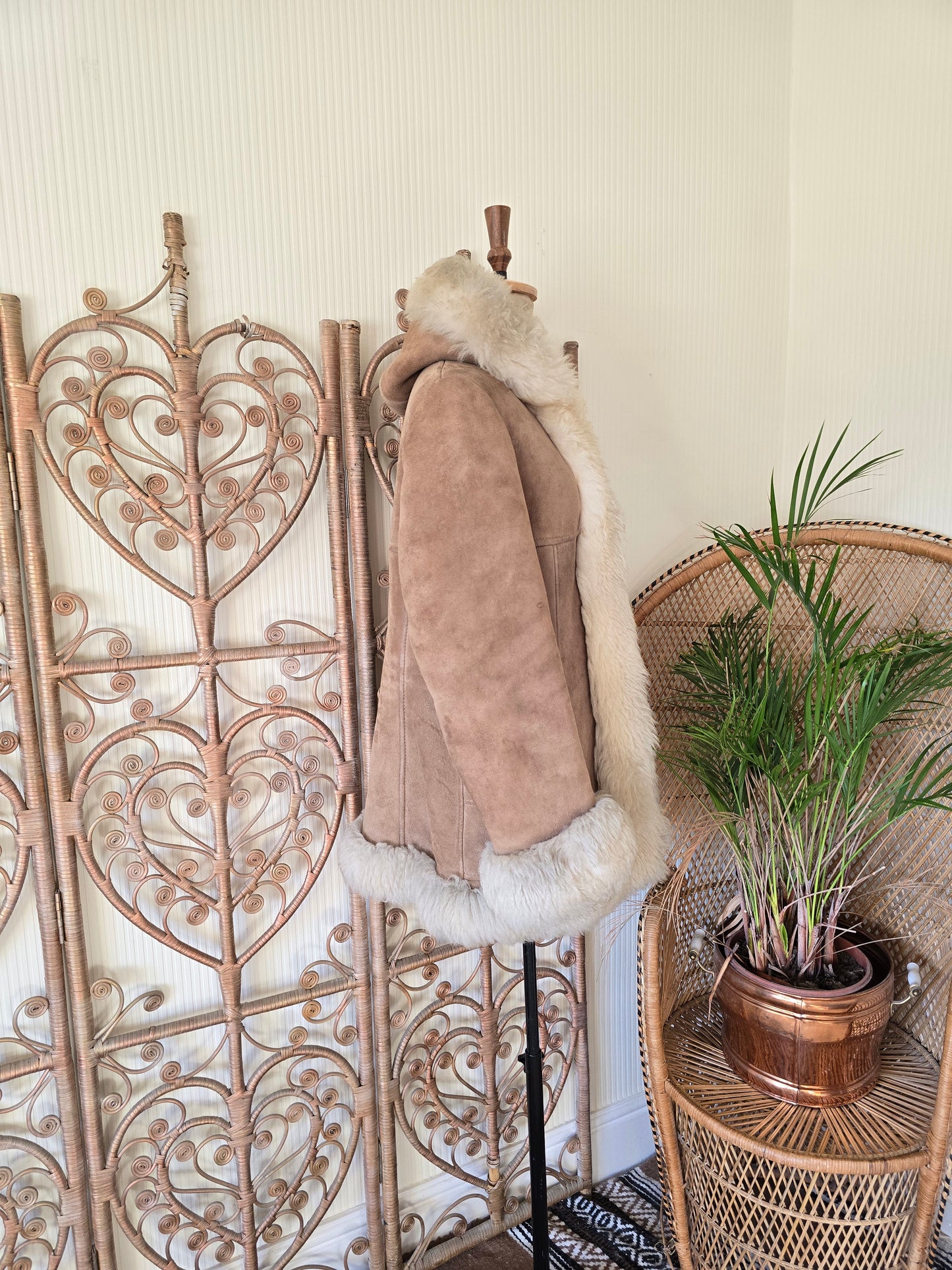 Vintage sheepskin hooded coat