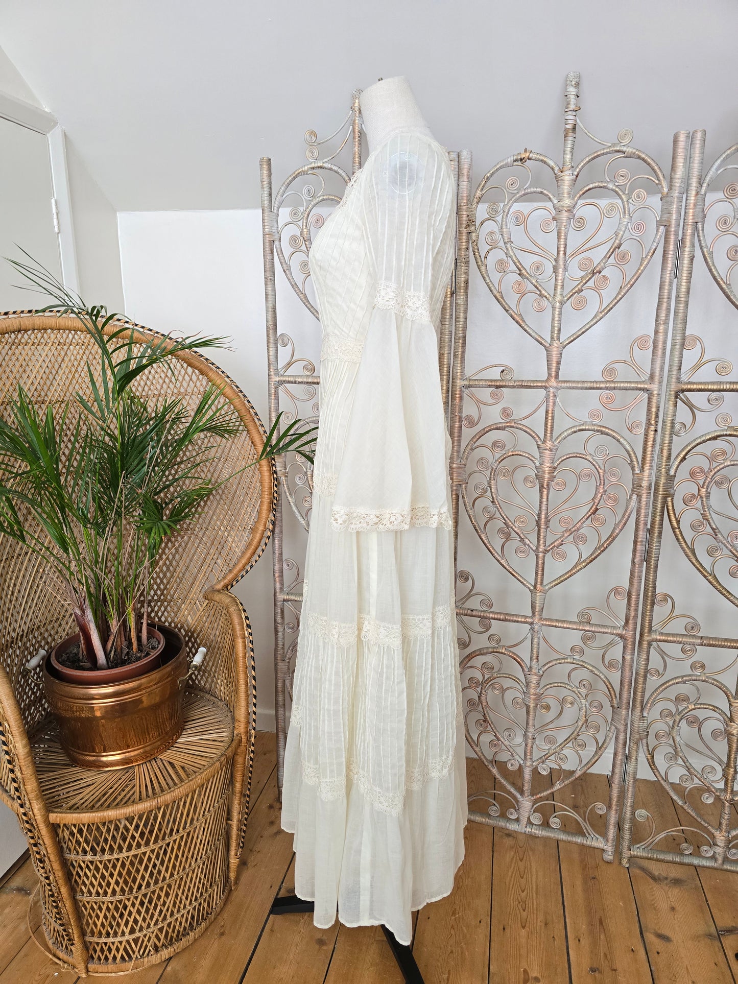 Vintage lace maxi dress